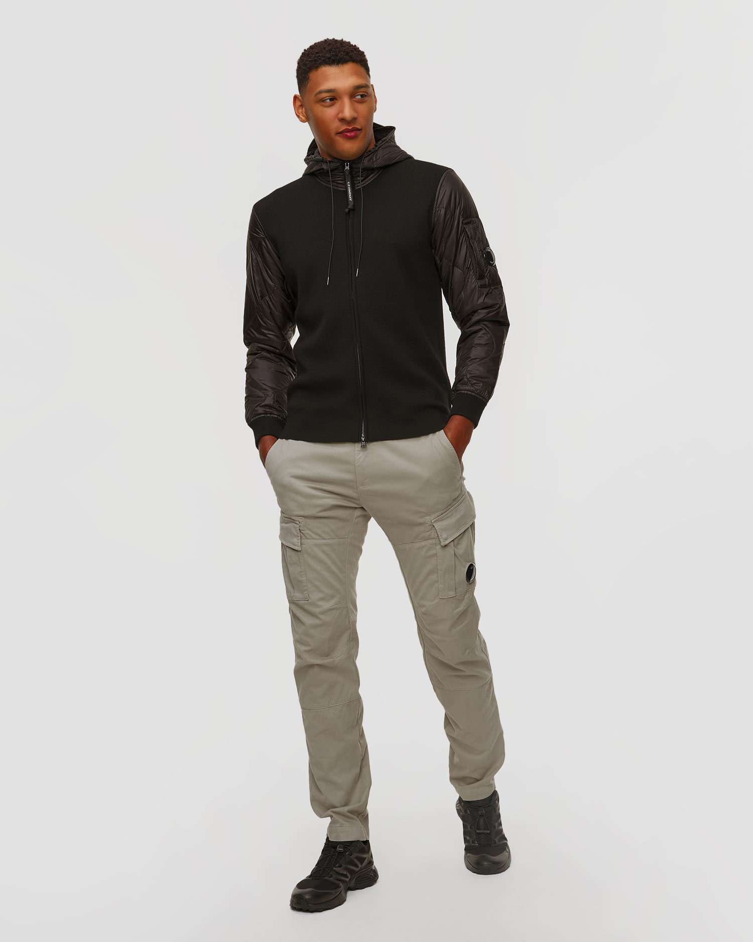 C.P. Company Extrafine Merino Wool Mixed Hooded Zip Sweater Herren-Sweatshirt in Schwarz