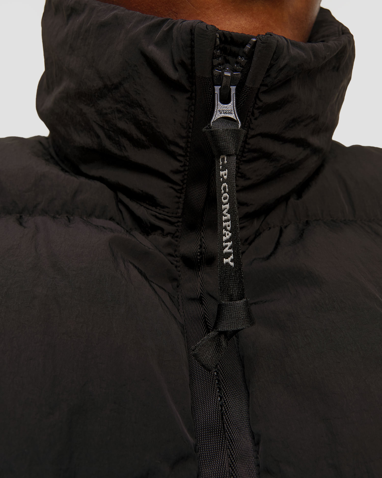 C.P. Company Chrome-R Turtleneck Vest Herrenweste in Schwarz