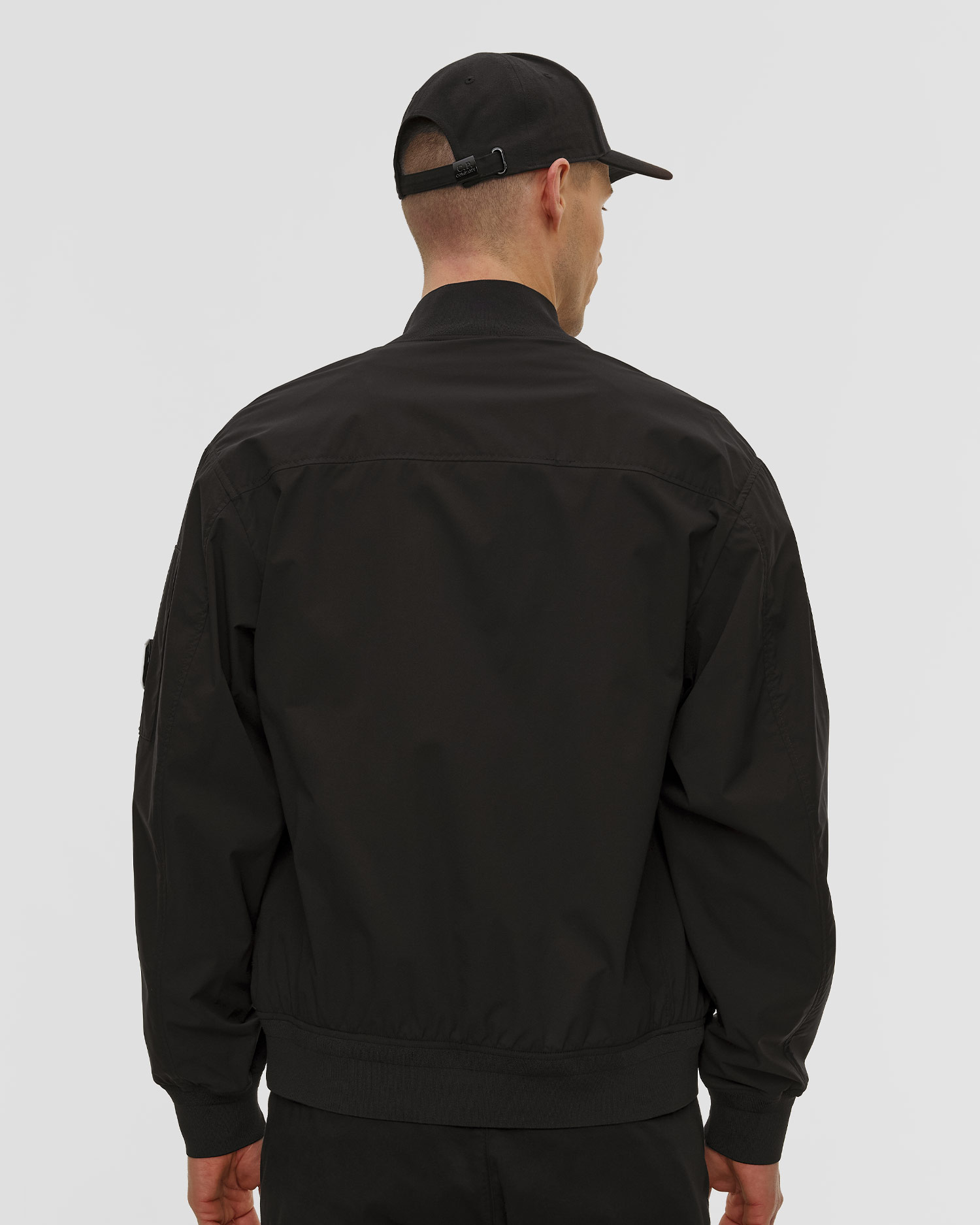 Pánská bunda C.P. Company Pro-Tek Bomber Lens Jacket v černé barvě