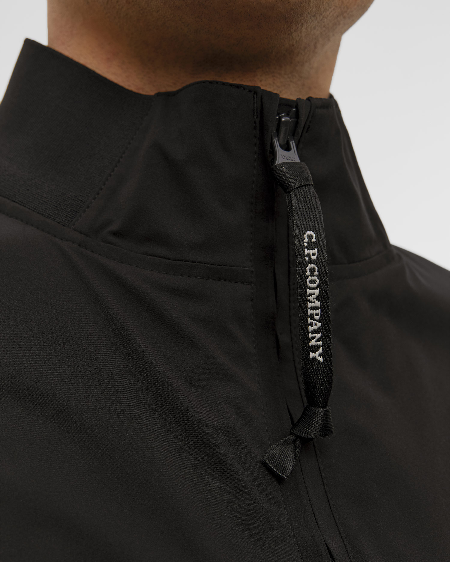 Pánská bunda C.P. Company Pro-Tek Bomber Lens Jacket v černé barvě