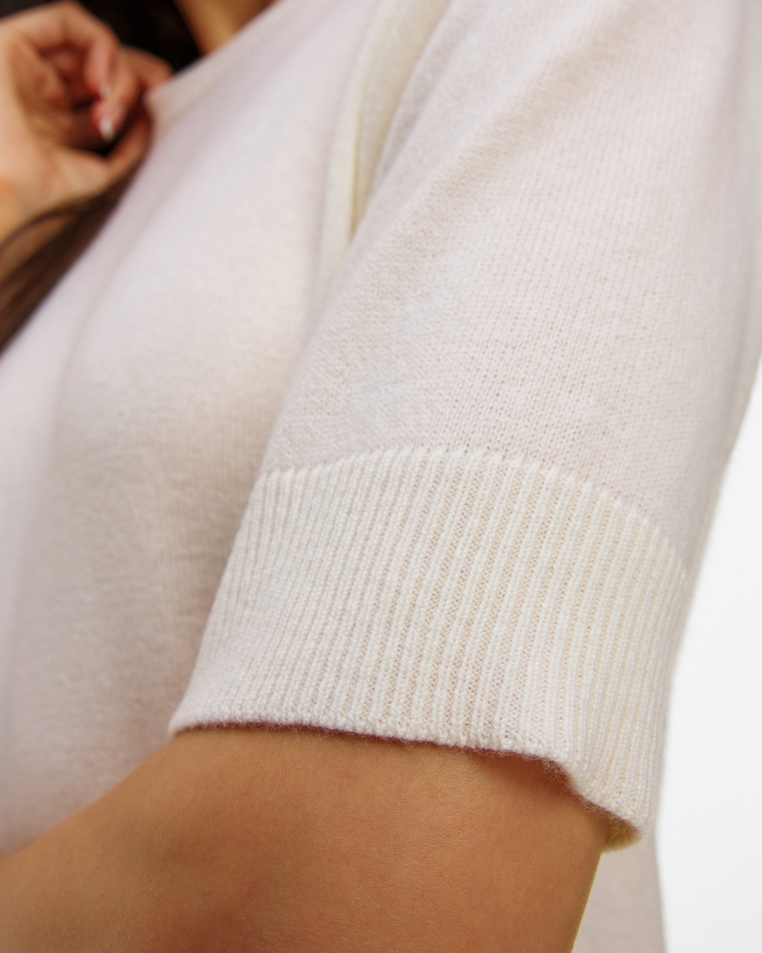 Dámsky biely kašmírový sveter Allude