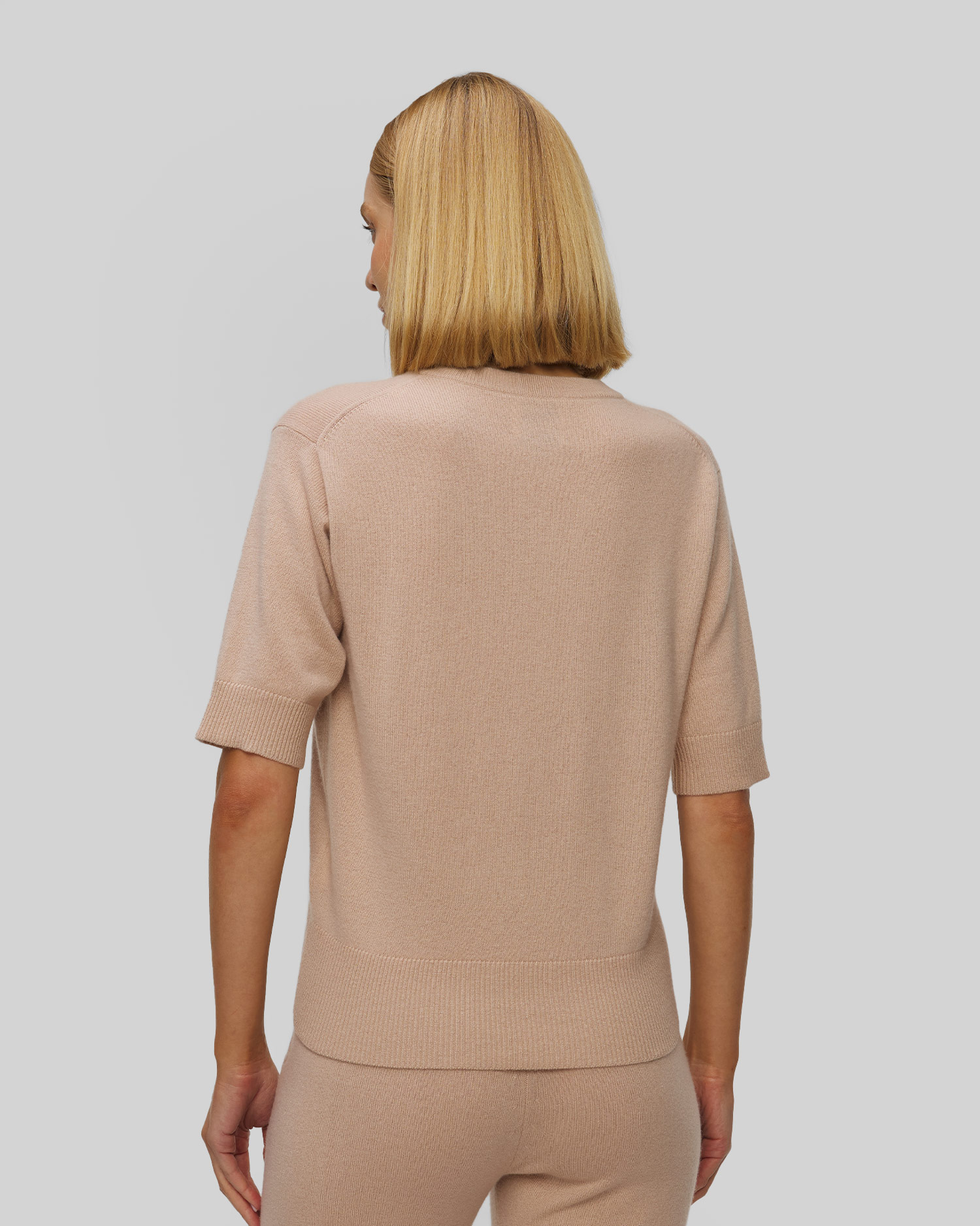 Beżowy sweter z kaszmiru damski Allude