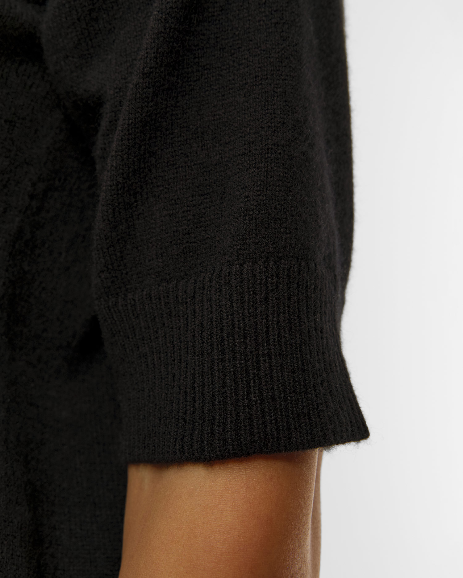 Pull en cachemire noir pour femmes Allude