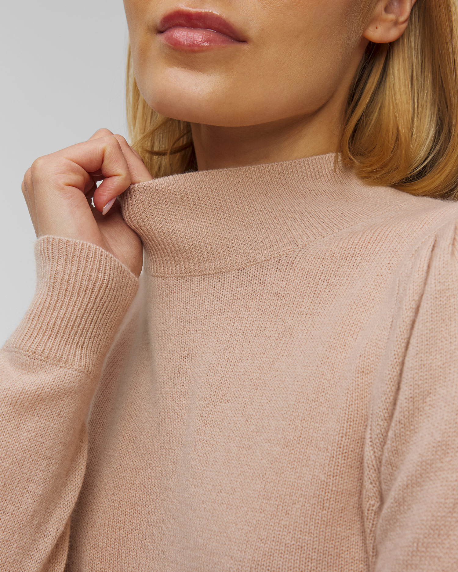 Women's beige cashmere sweater Allude