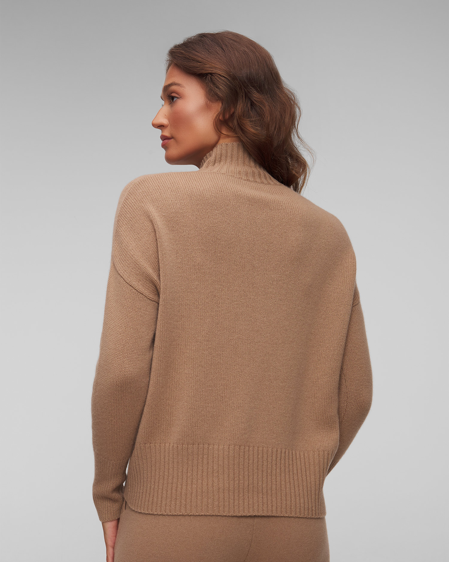 Maglione marrone in cashmere da donna Allude