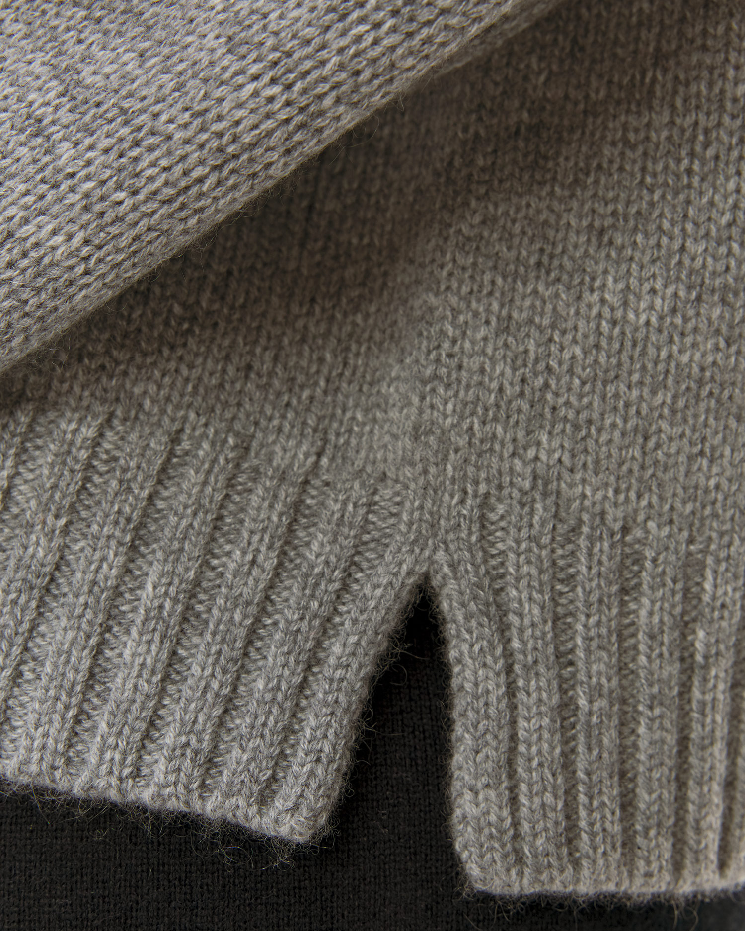 Pulover cu guler înalt din cașmir gri pentru femei Allude