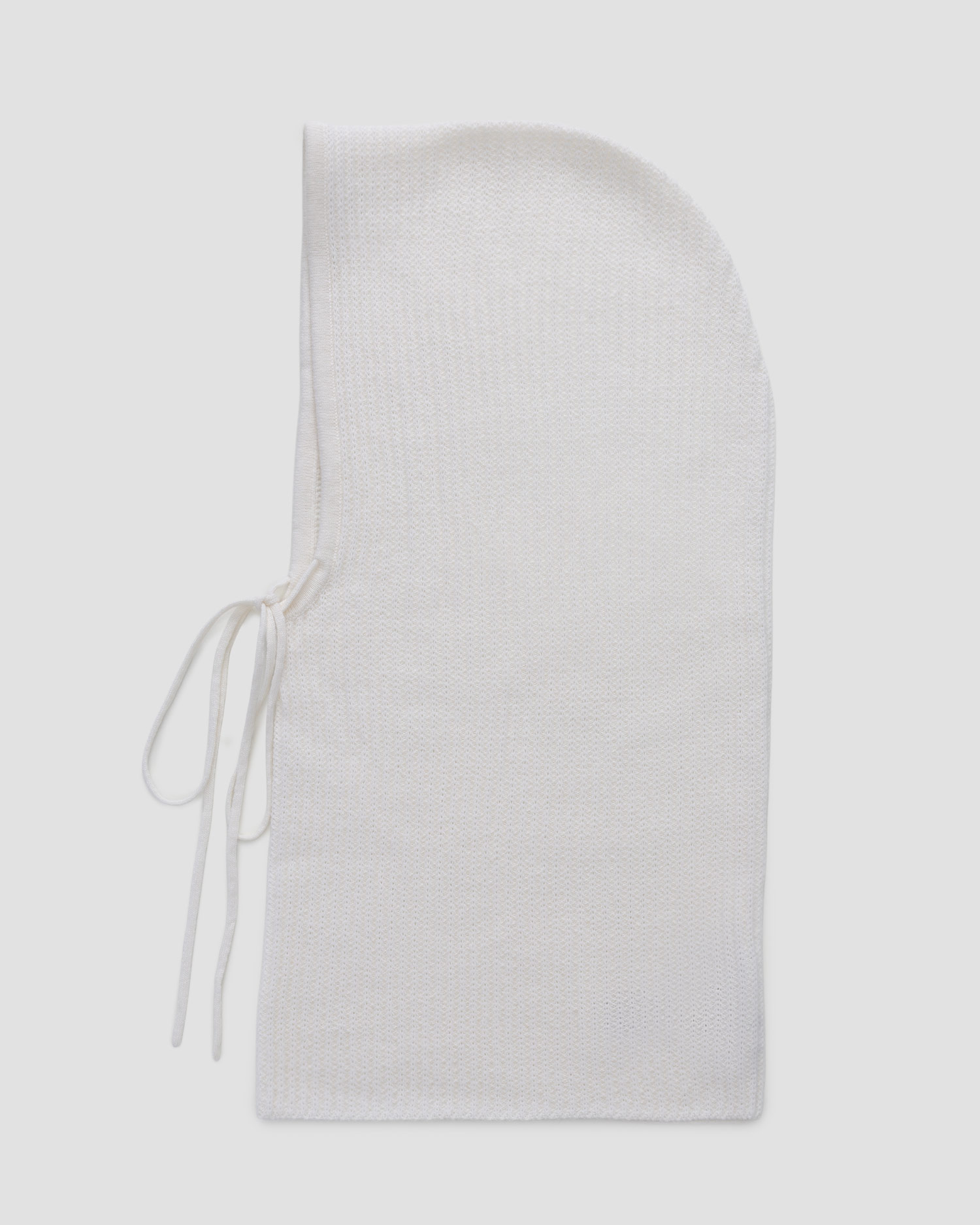 Women's white cashmere infinity scarf Allude
