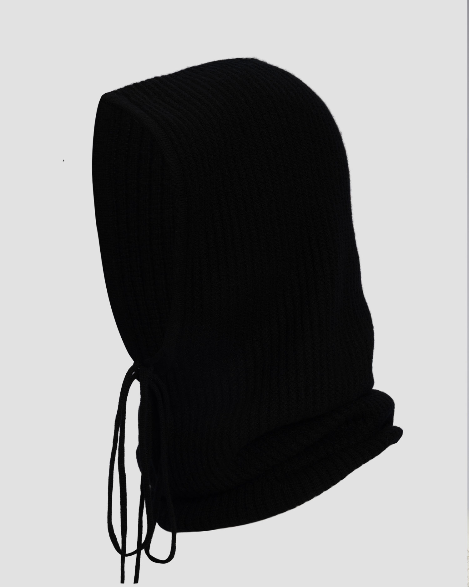 Women's black cashmere balaclava Allude, Color/Pattern: Czarny
