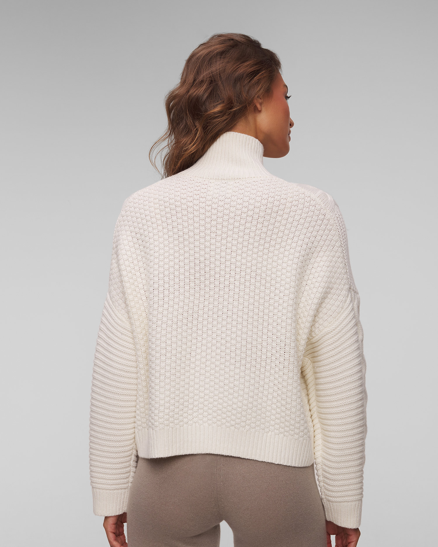 Maglione bianco in lana con cashmere da donna Allude