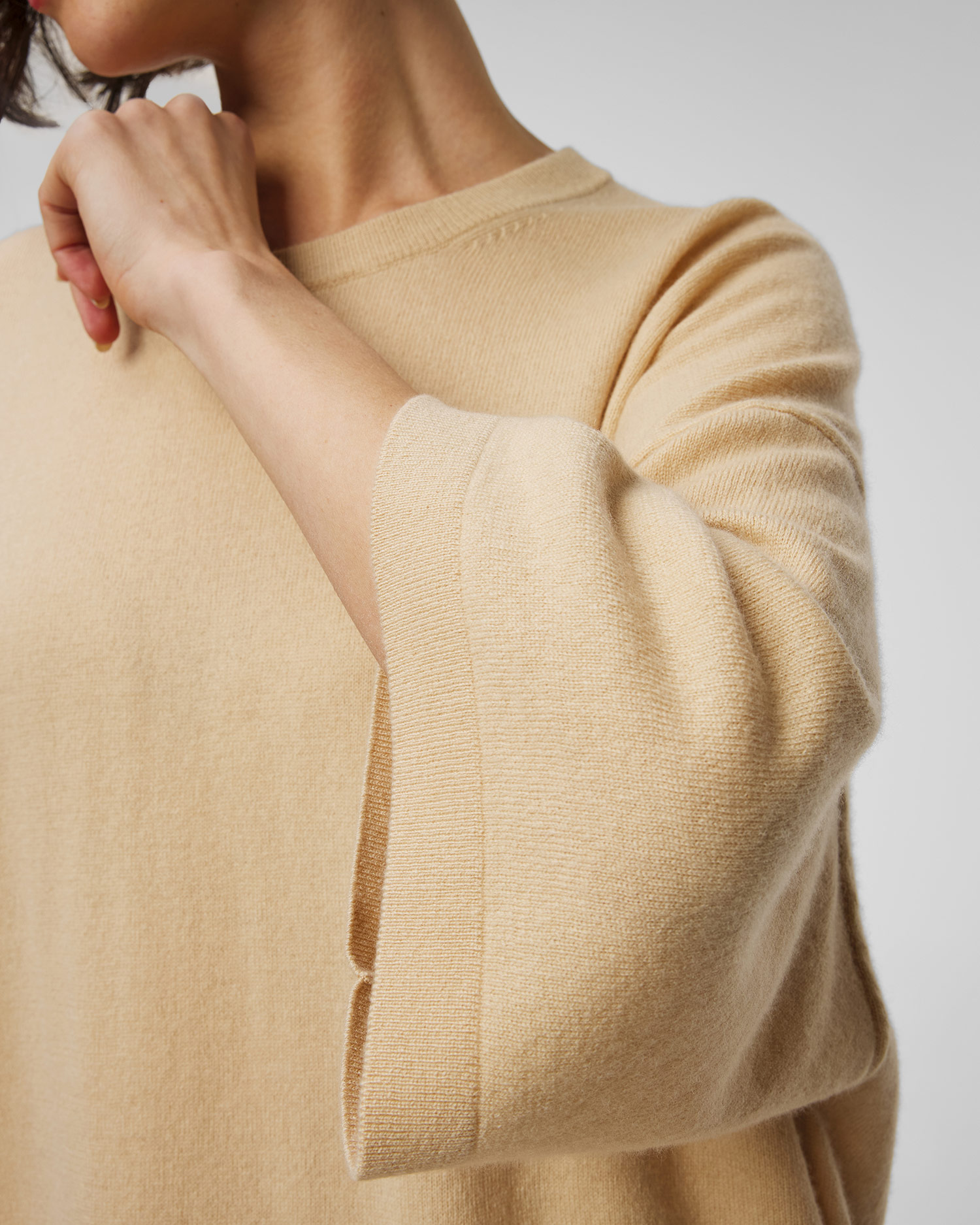 Dámský vlněný svetr Allude