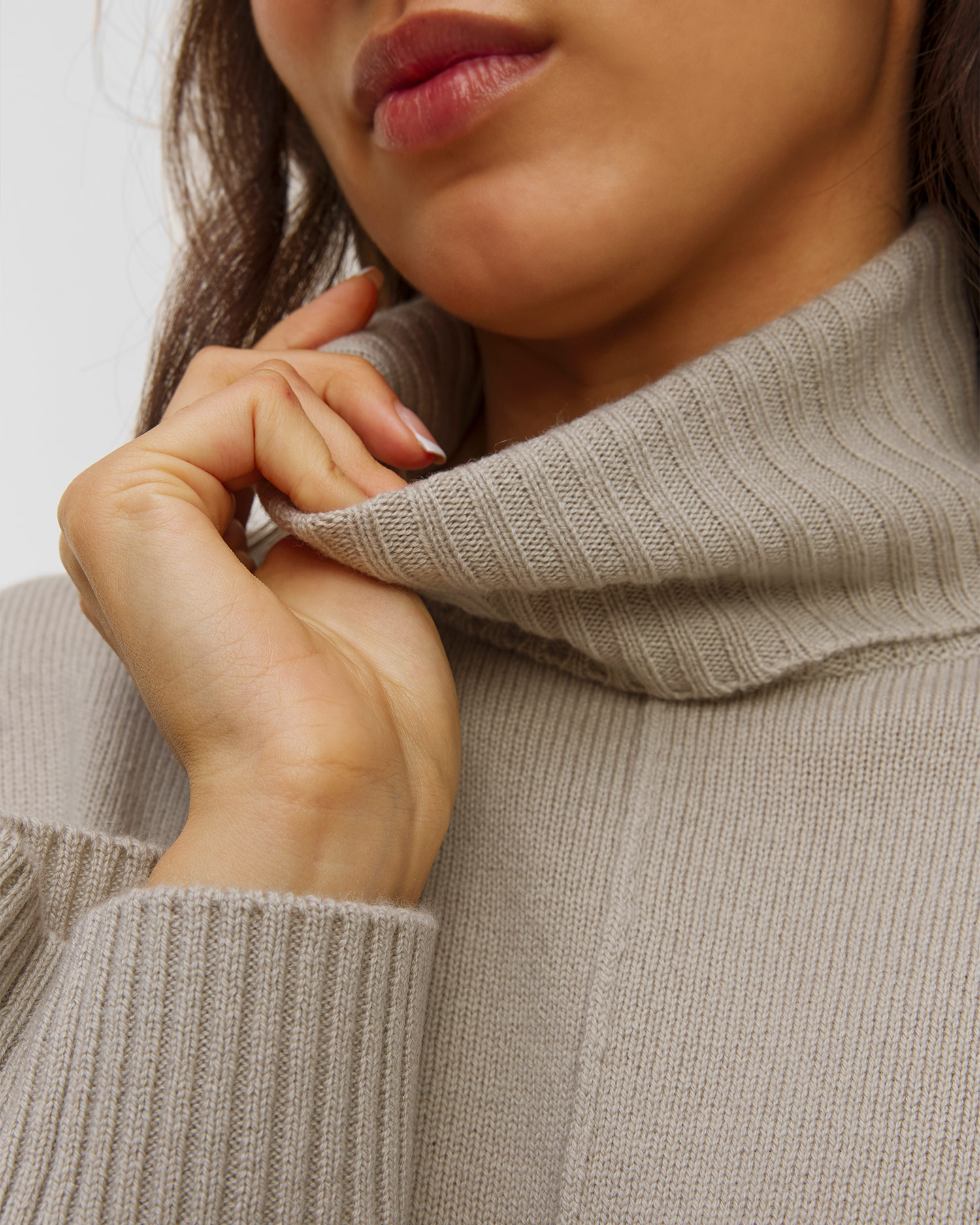 Sweter wełniano-kaszmirowy z golfem damski Allude