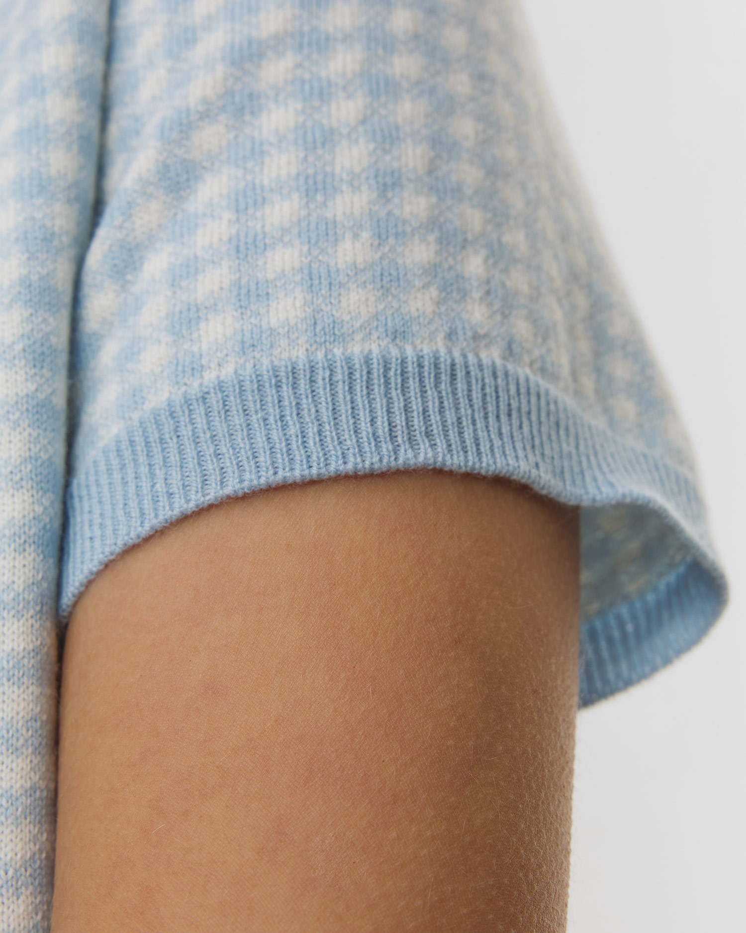 Wełniany sweter damski Allude