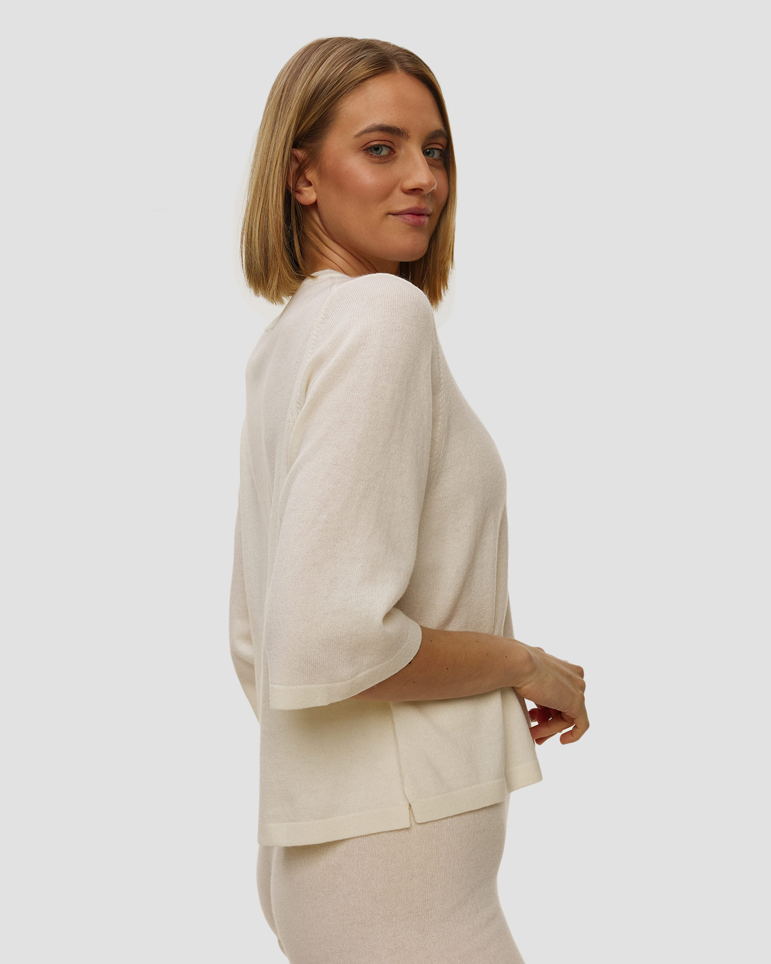 Sweter wełniany damski Allude