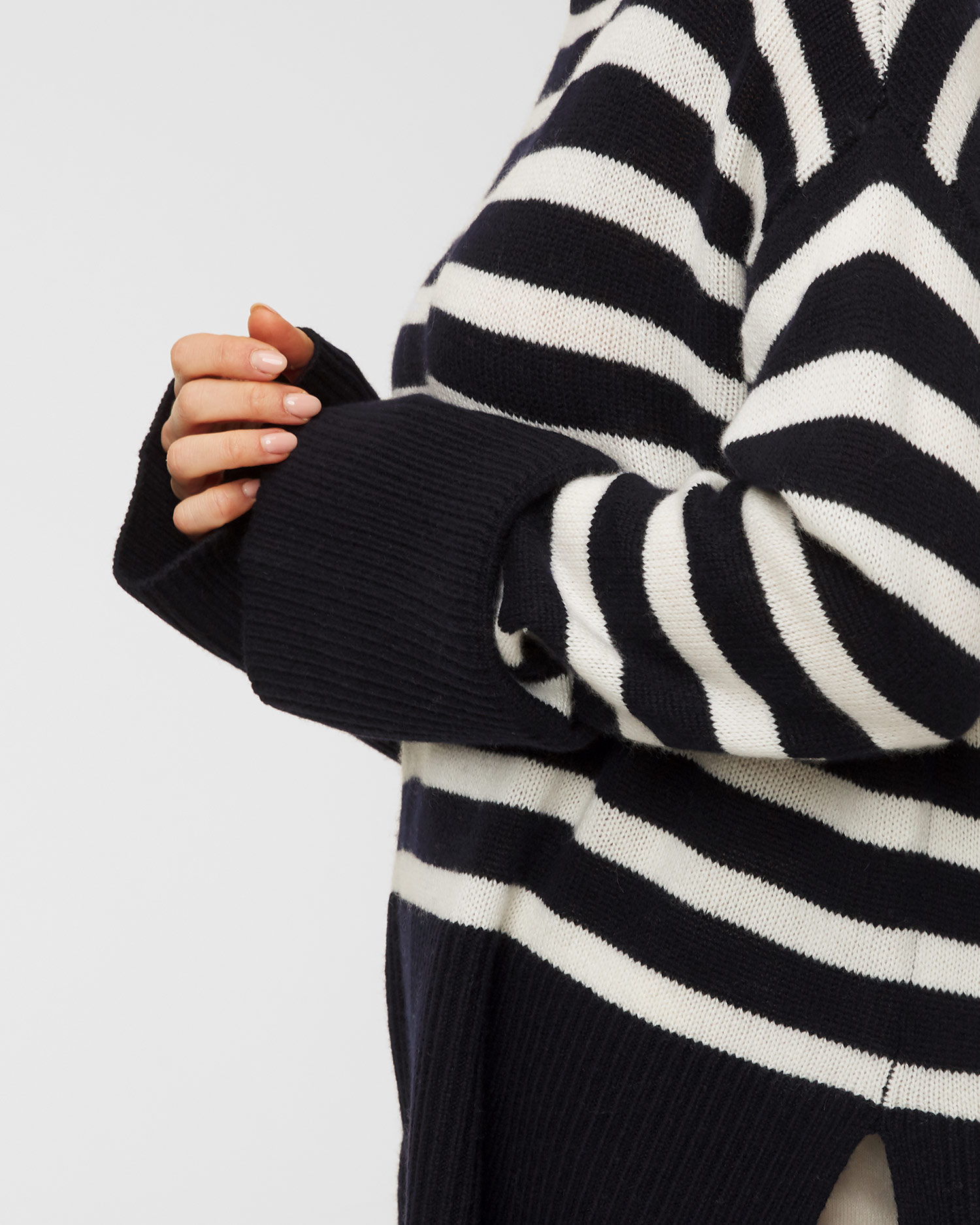 Sweter wełniany Allude