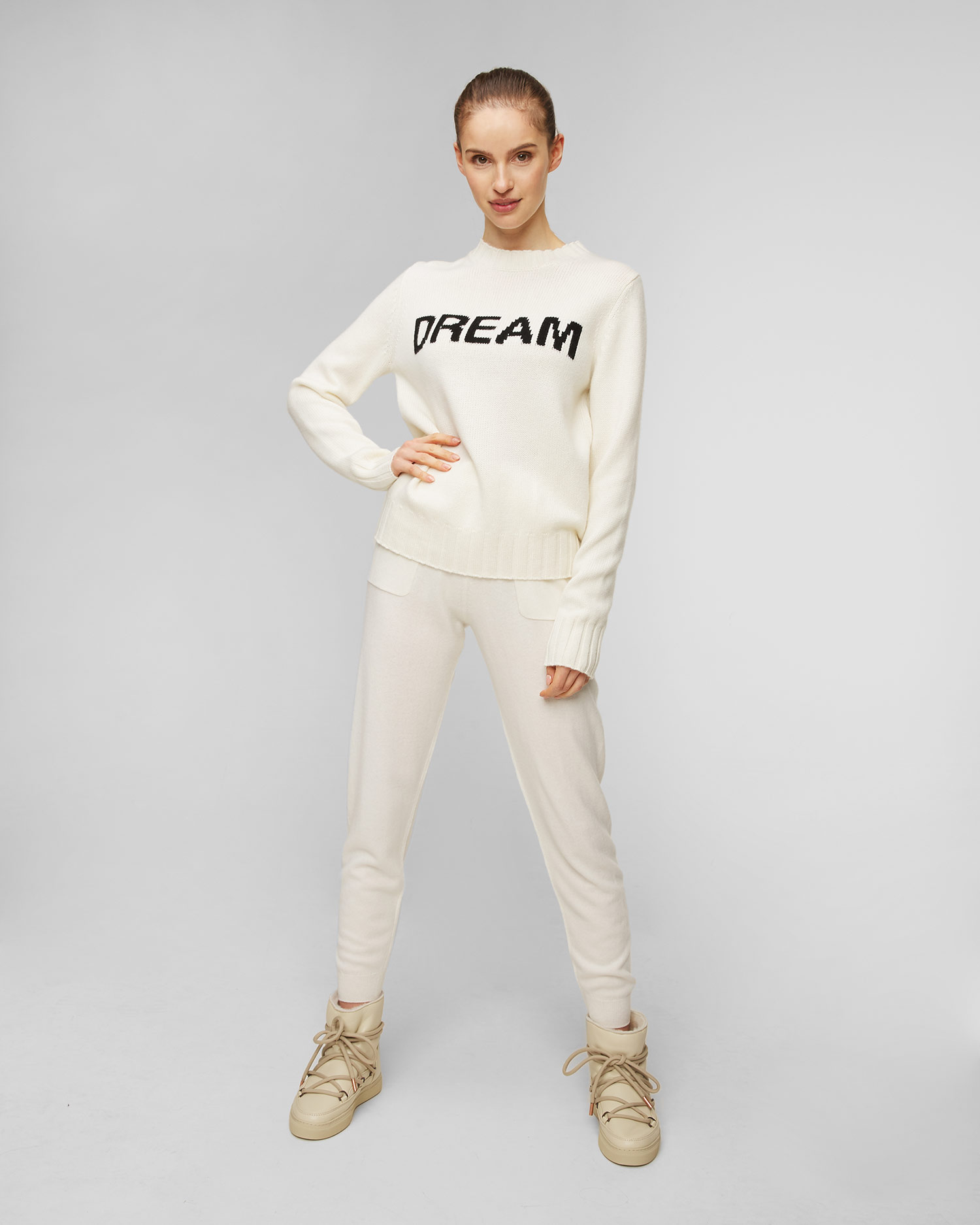 Vlněný svetr Allude