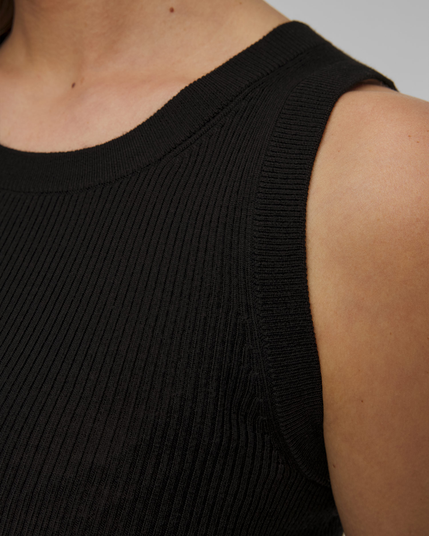 Top negru din lână pentru femei Allude