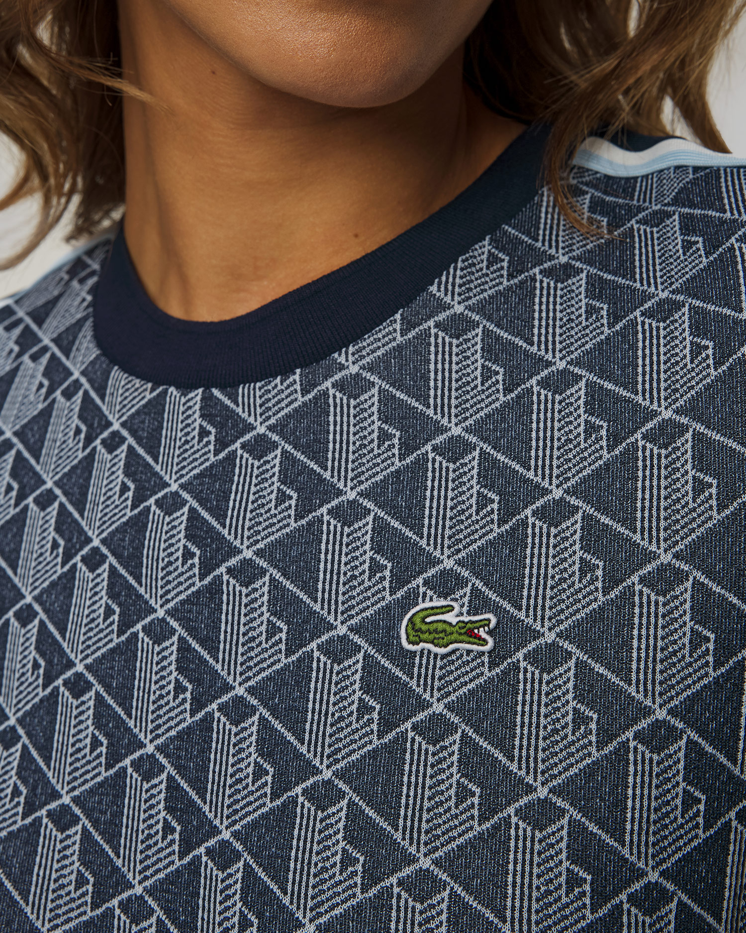 T-shirt damski Lacoste