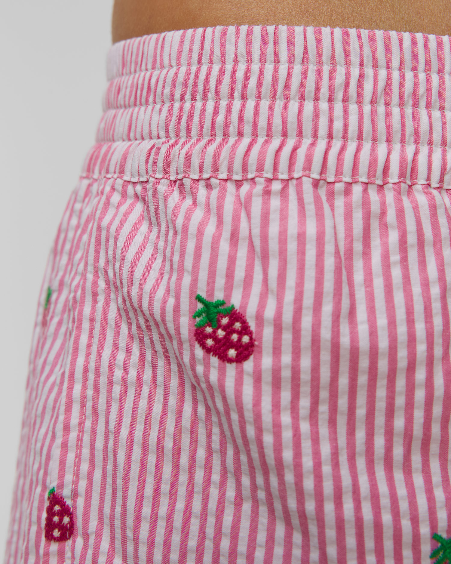 Pantaloni scurți pentru femei MC2 Saint Barth Meave