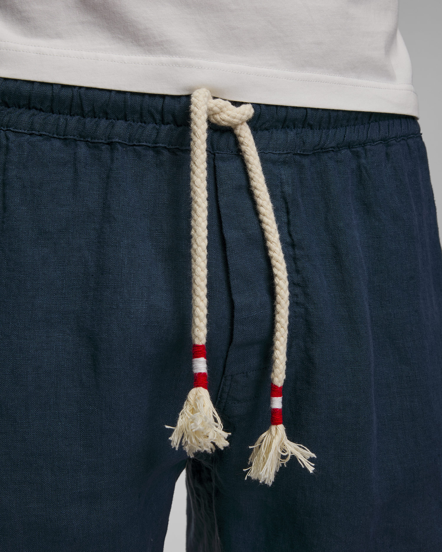 Short en lin bleu marine pour hommes MC2 Saint Barth Marseille