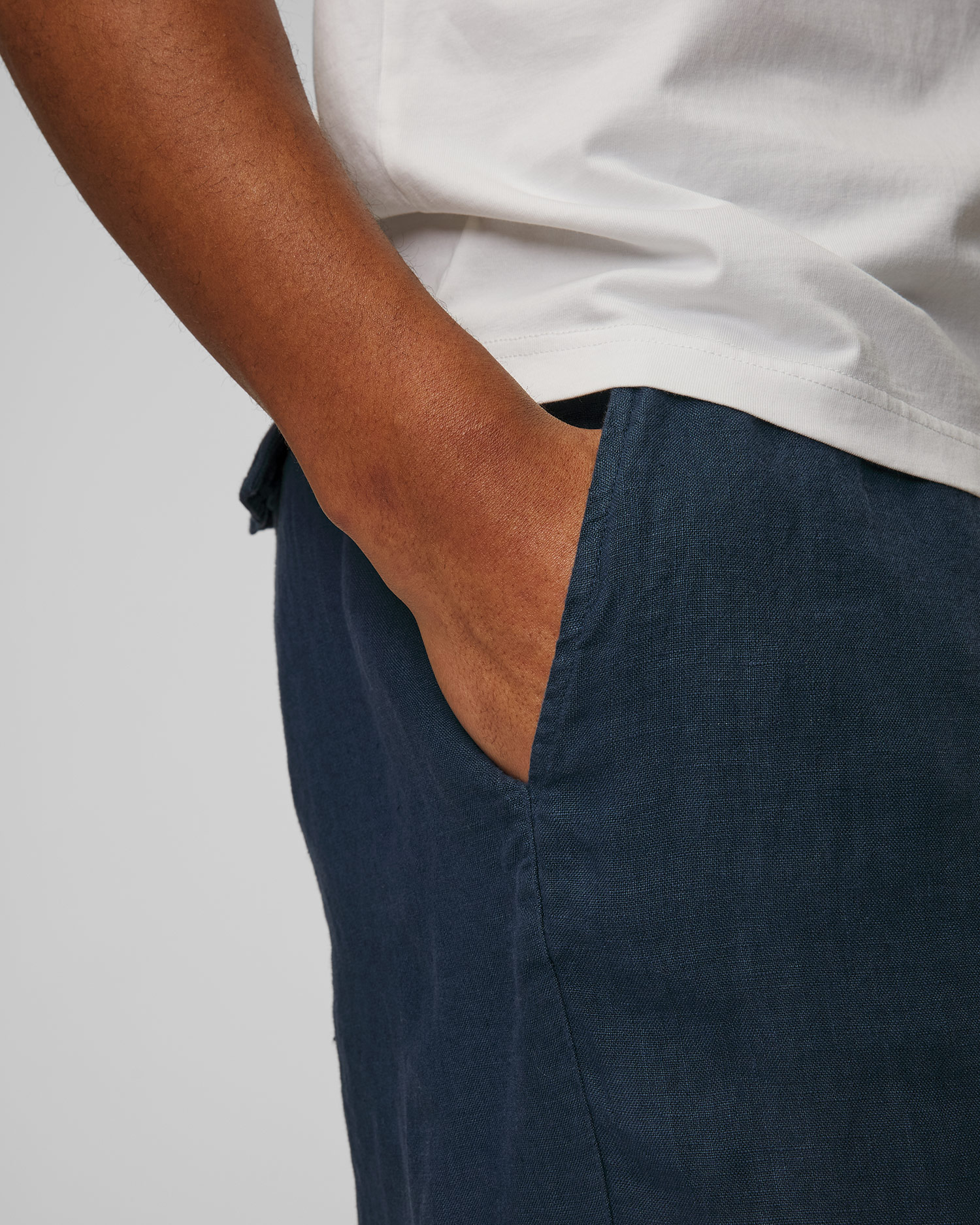 Short en lin bleu marine pour hommes MC2 Saint Barth Marseille