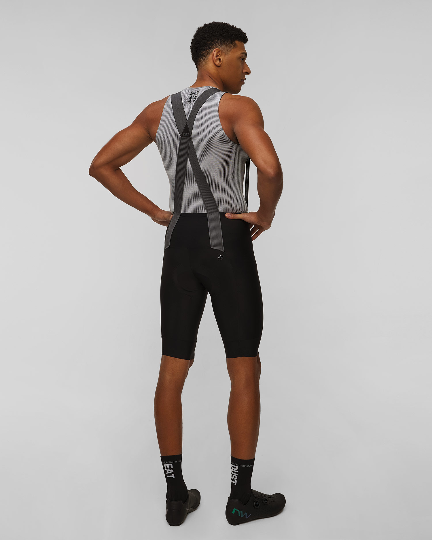 Černé pánské cyklistické šortky se šlemi Assos Mille GTS Bib Shorts S11