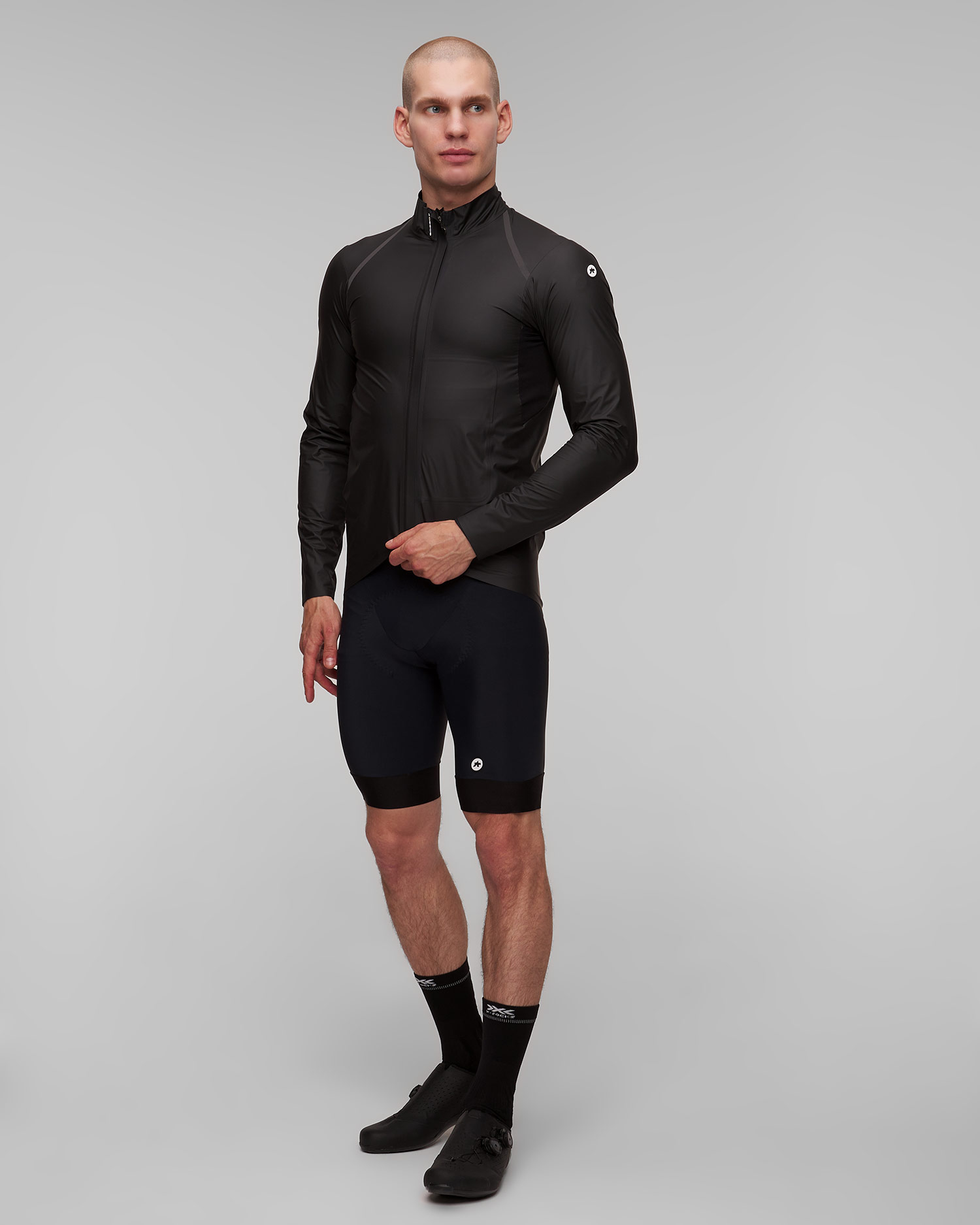 Černá pánská nepromokavá cyklistická větrovka Assos Mille Gts Rain Jacket S11