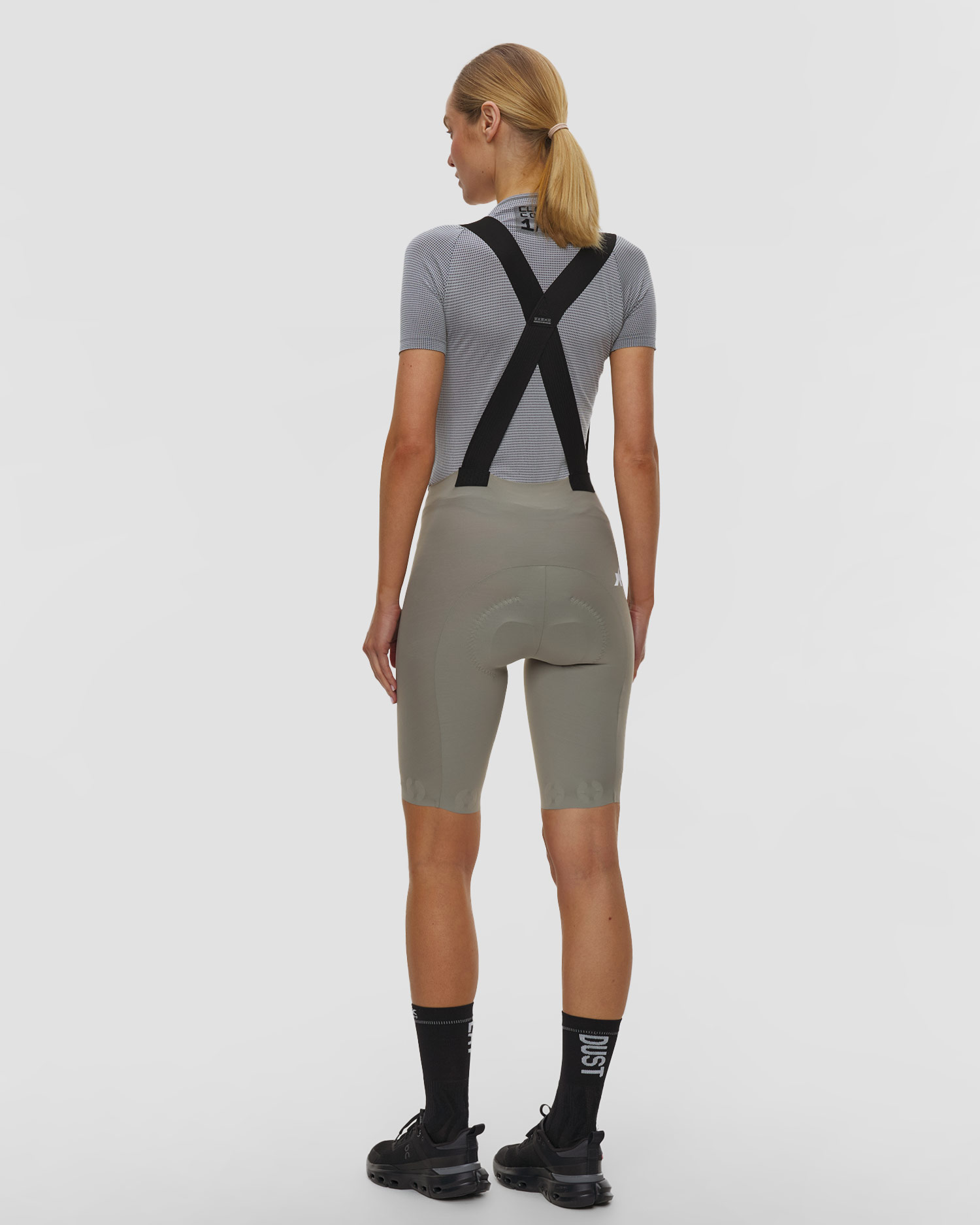 Spodenki rowerowe na szelkach damskie Assos Dyora R Bib Shorts S11