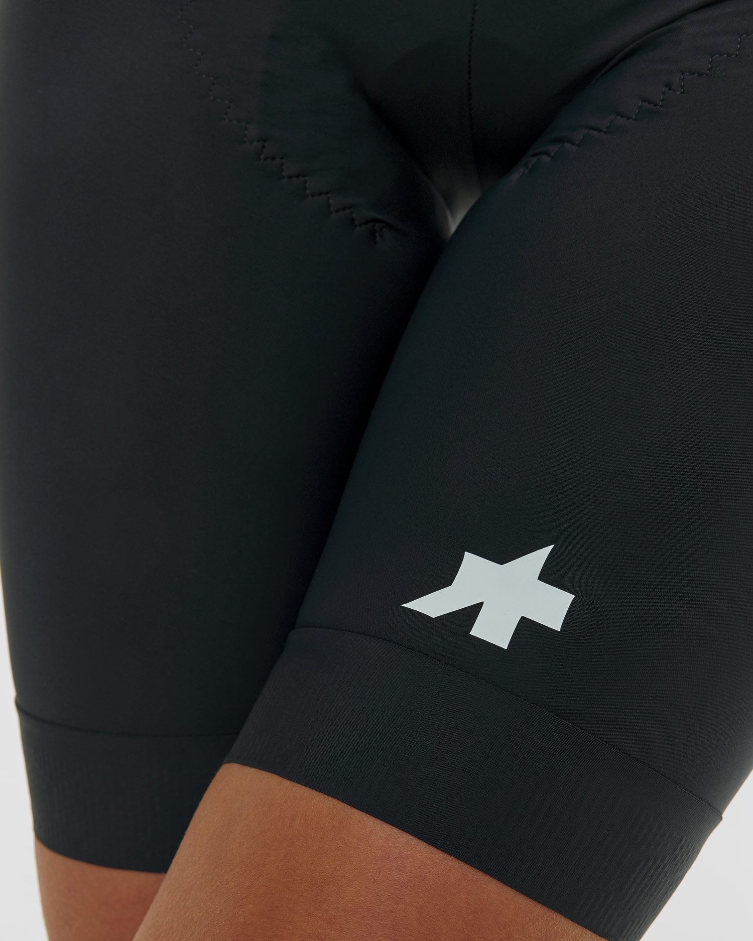 Spodenki rowerowe na szelkach damskie Assos Uma Gt Bib Shorts S11