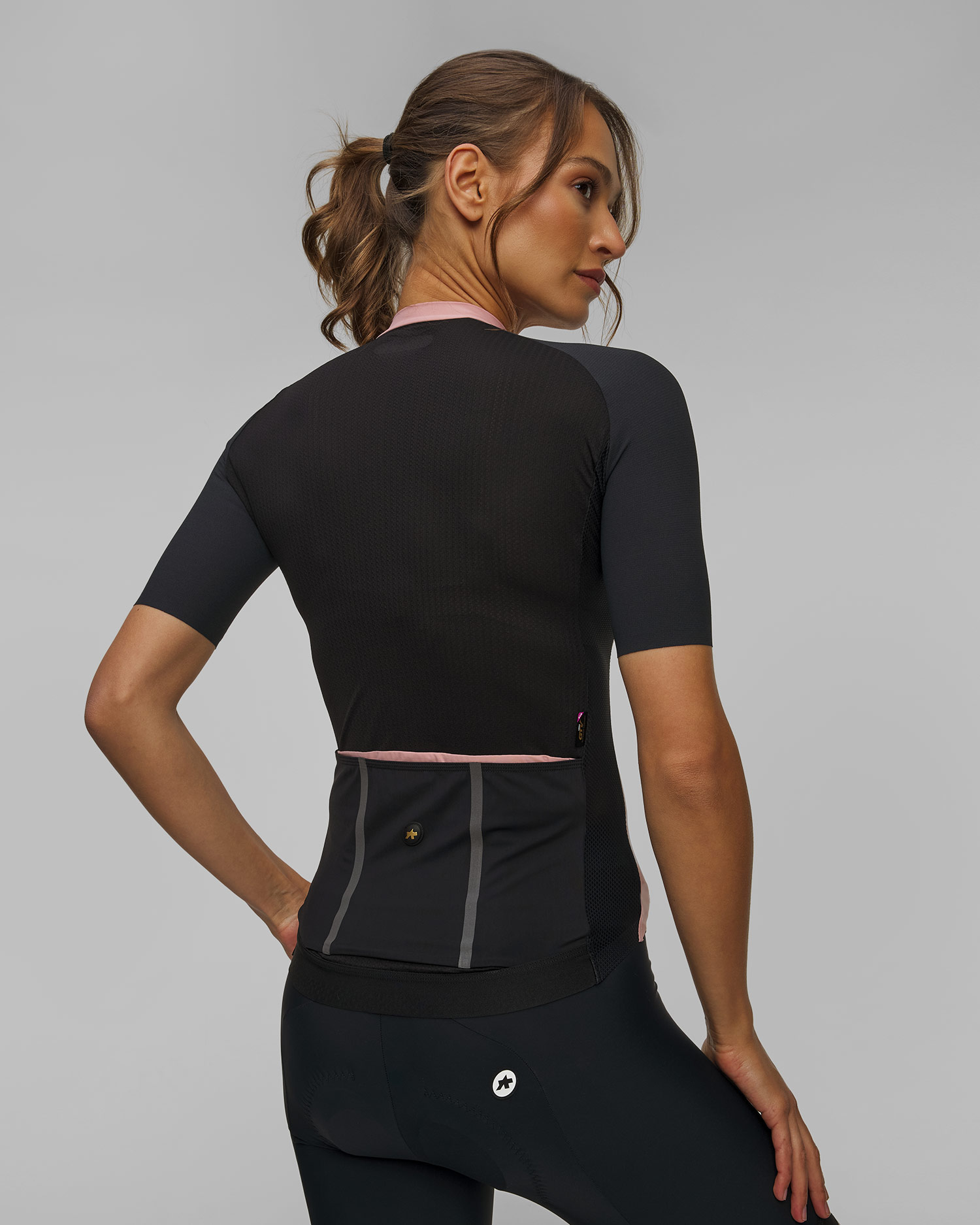 Černé dámské cyklistické šortky se šlemi Assos Uma Gtv Bib Shorts C2 Evo