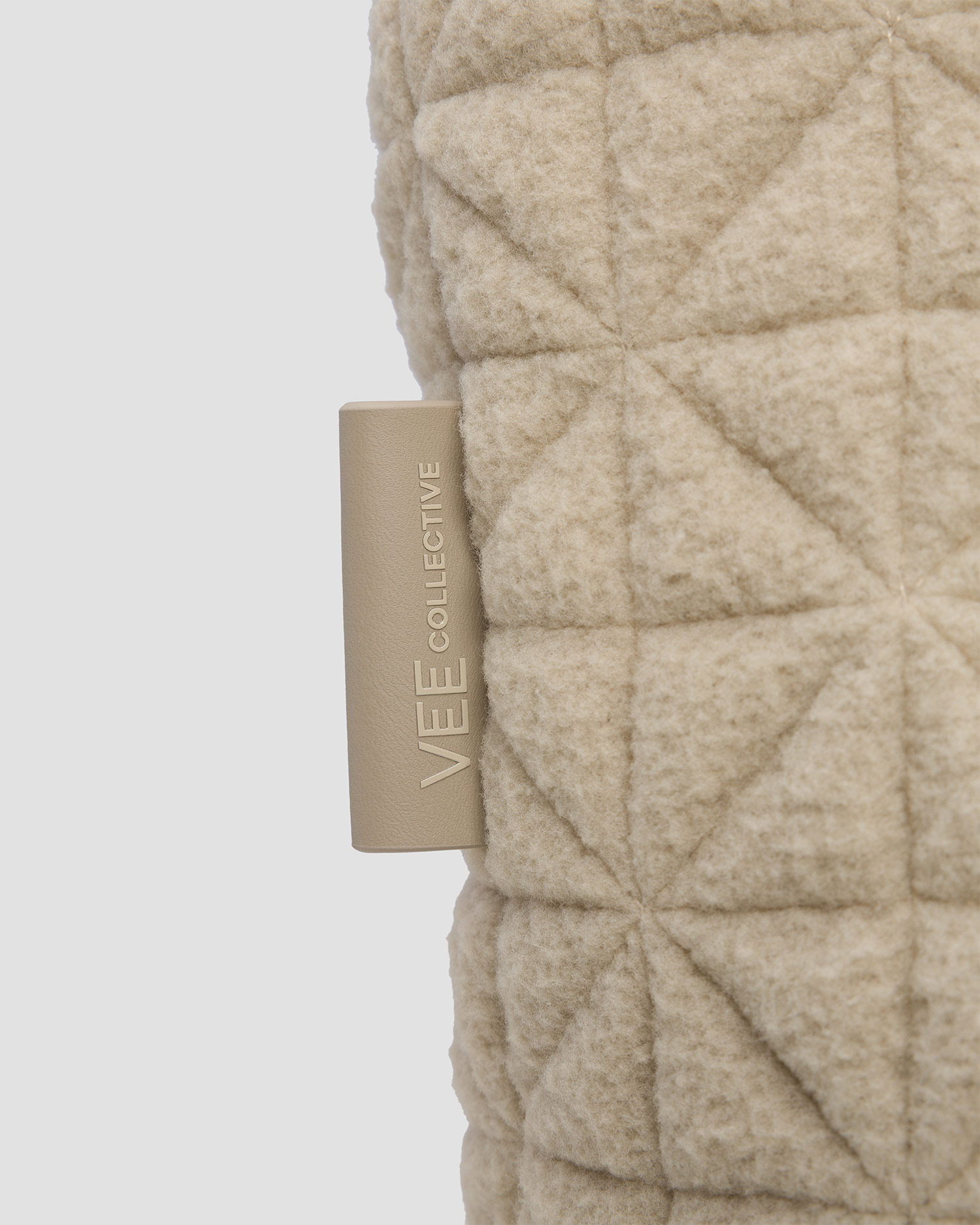 Sac beige pour femmes Vee Collective Vee Tote Medium Sherpa