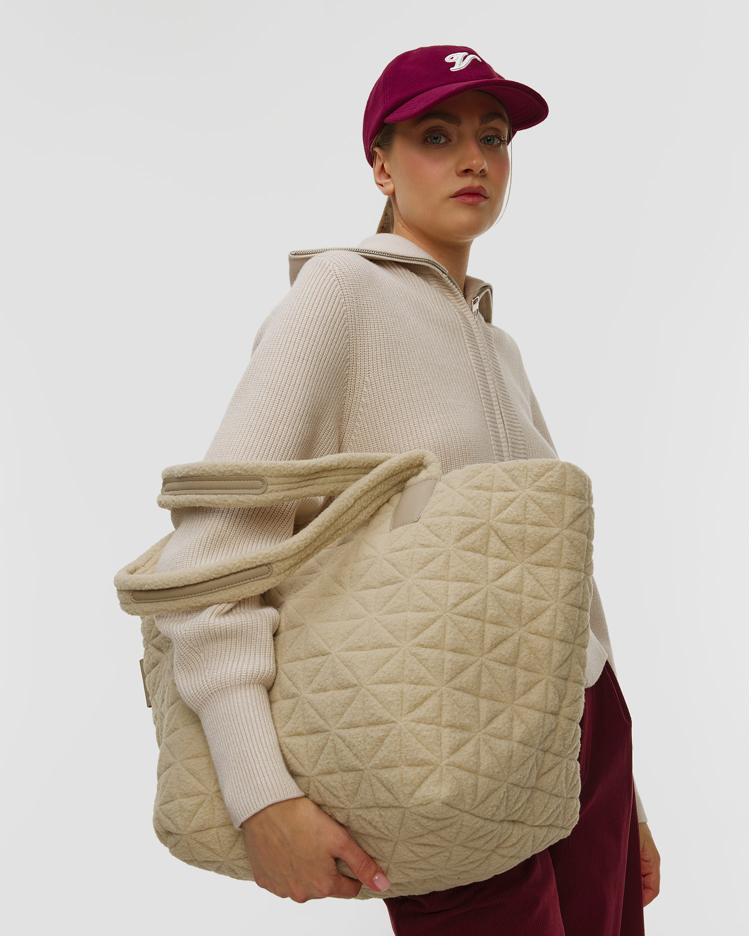 Sac beige pour femmes Vee Collective Vee Tote Medium Sherpa