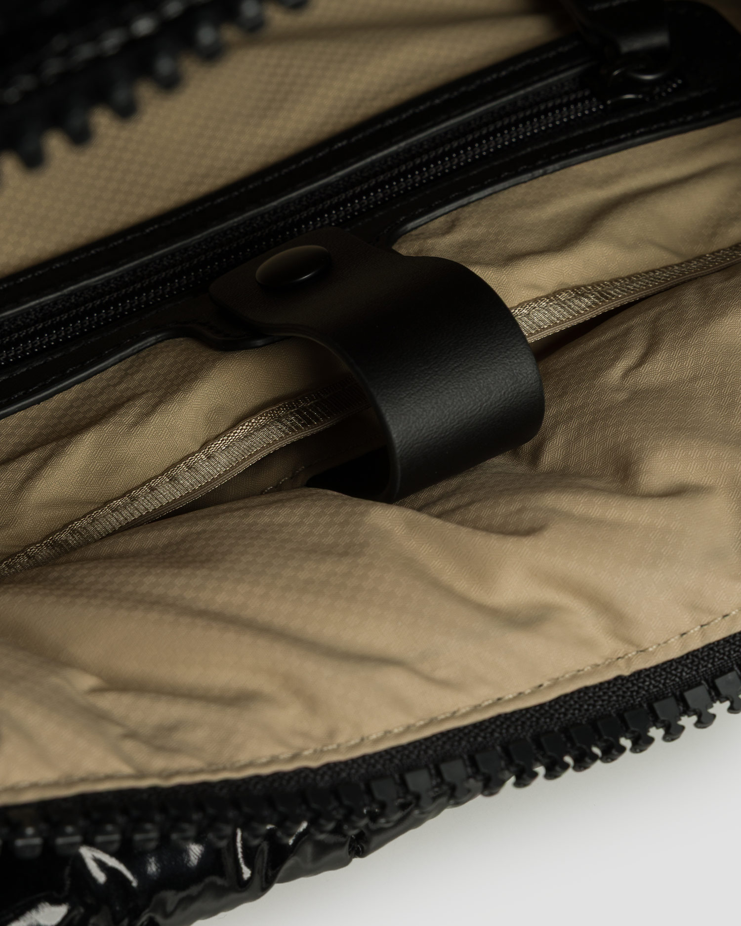 Vee Collective Porter Tote Small Damentasche in Schwarz