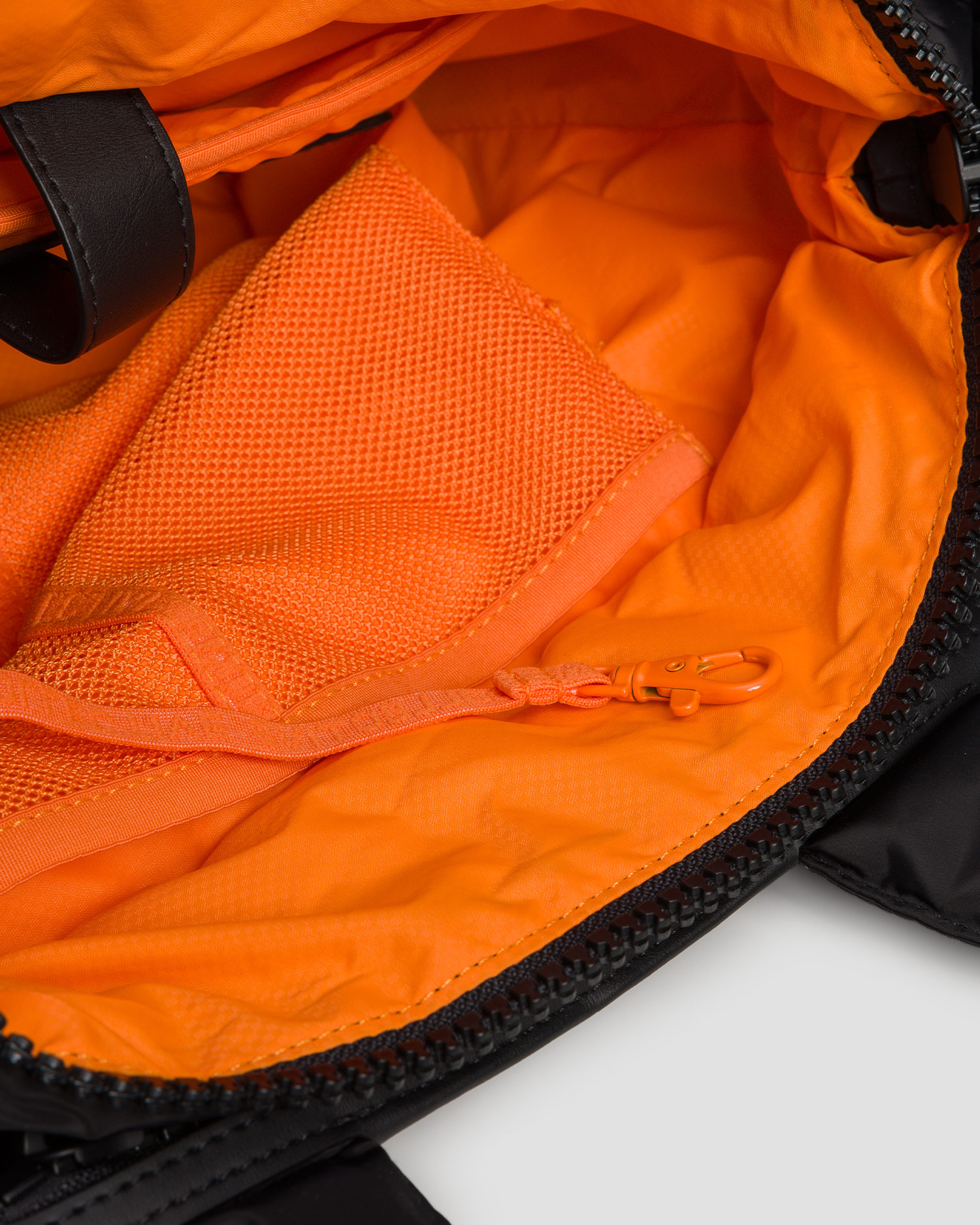 Geantă de mână pentru femei Vee Collective Caba Small neagră cu borsetă