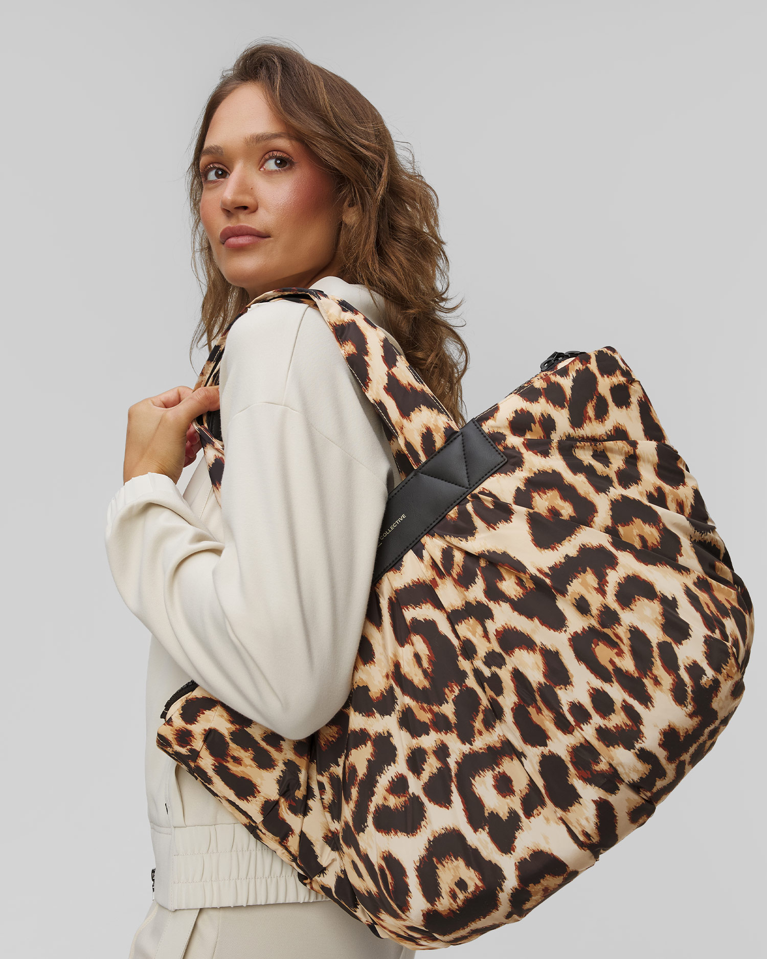 Dámska taška Vee Collective Caba Tote Medium leopard