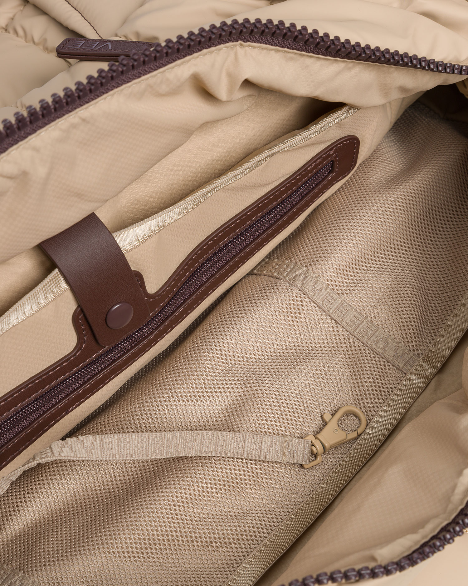 Dámska kabelka Vee Collective Porter Weekender béžová