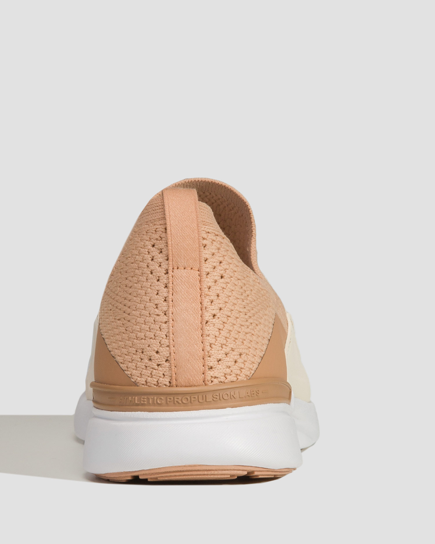 Shoes APL ATHLETIC PROPULSION LABS TECHLOOM BLISS