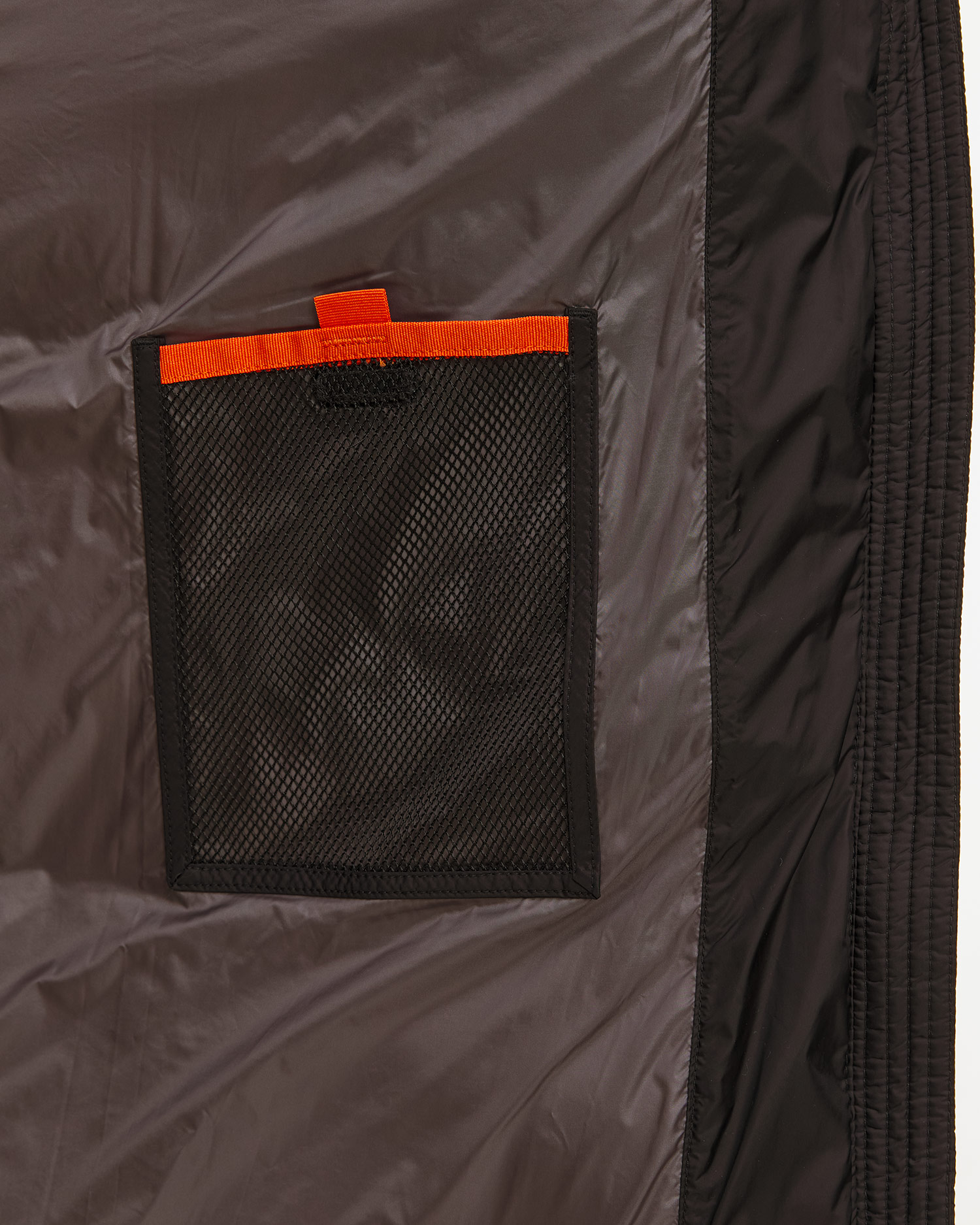 Doudoune noire pour femmes Parajumpers Janet 