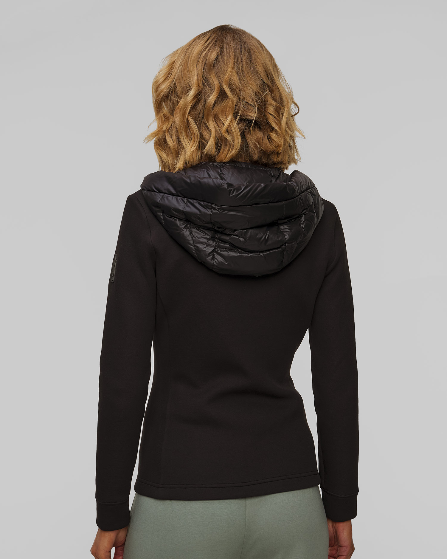 Dámska čierna hybridná bunda Mackage Della-r