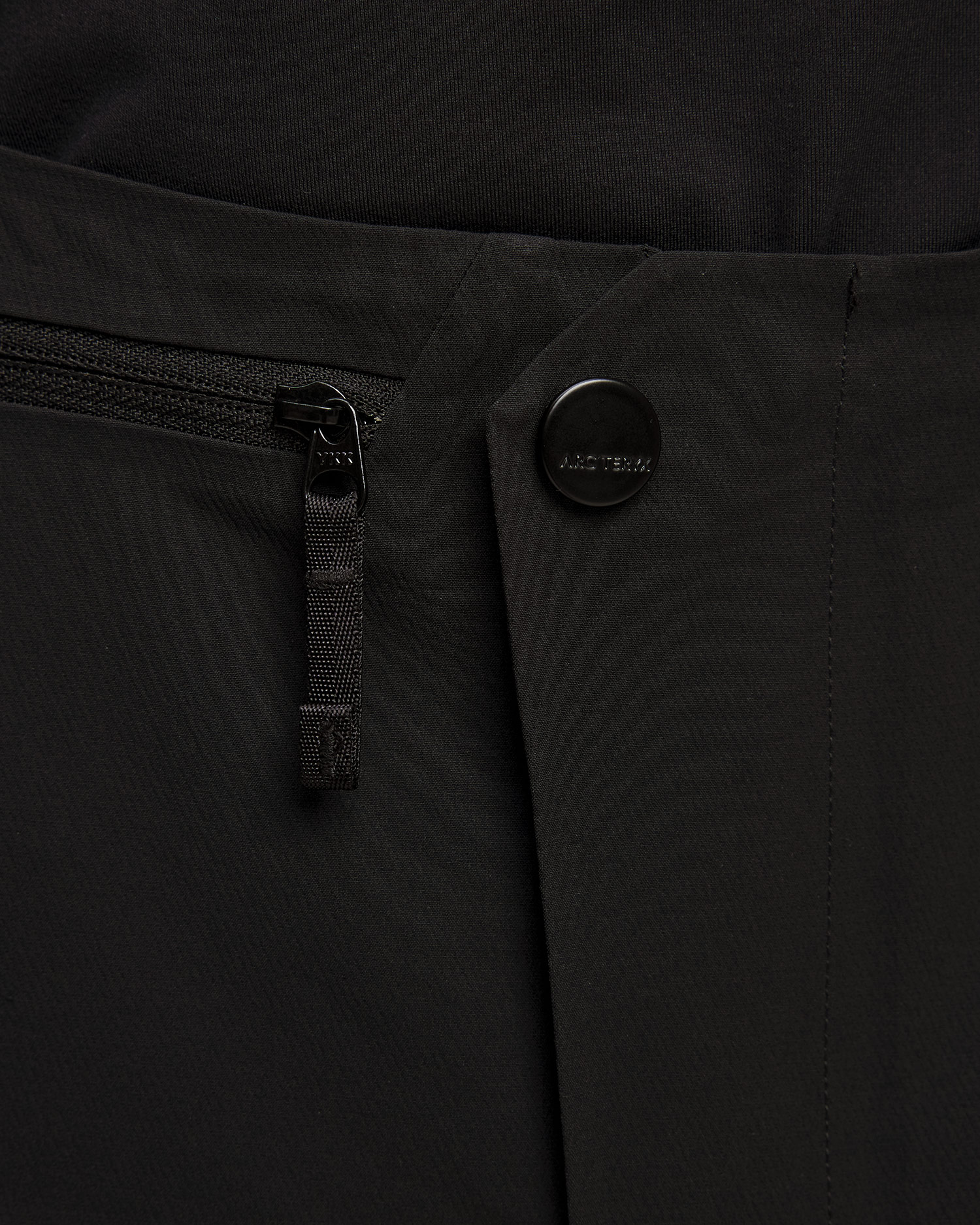 Černé dámské skitouringové kalhoty se šlemi Arcteryx Rush Bib Pant