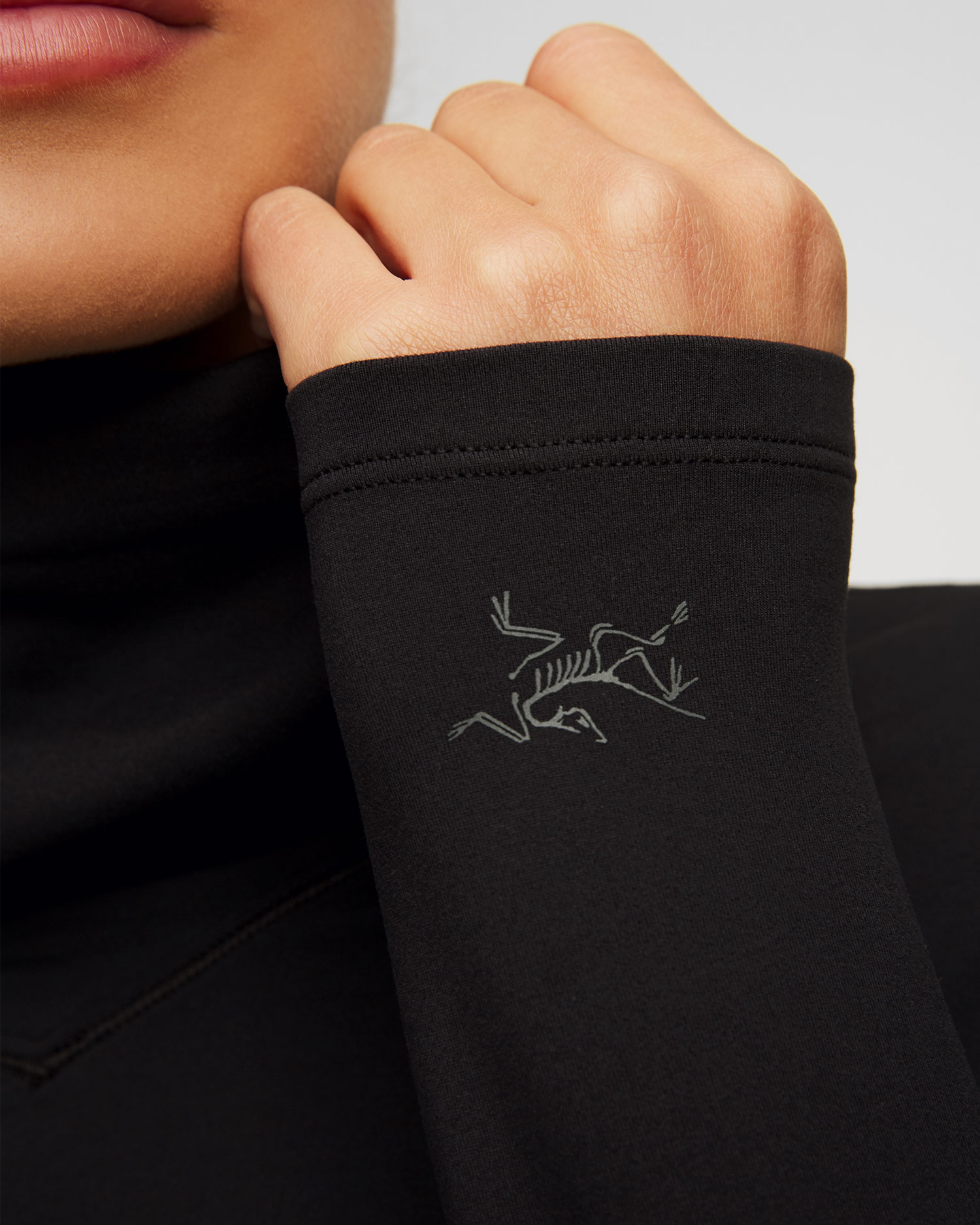 Sweat-shirt noir pour femmes Arcteryx Rho