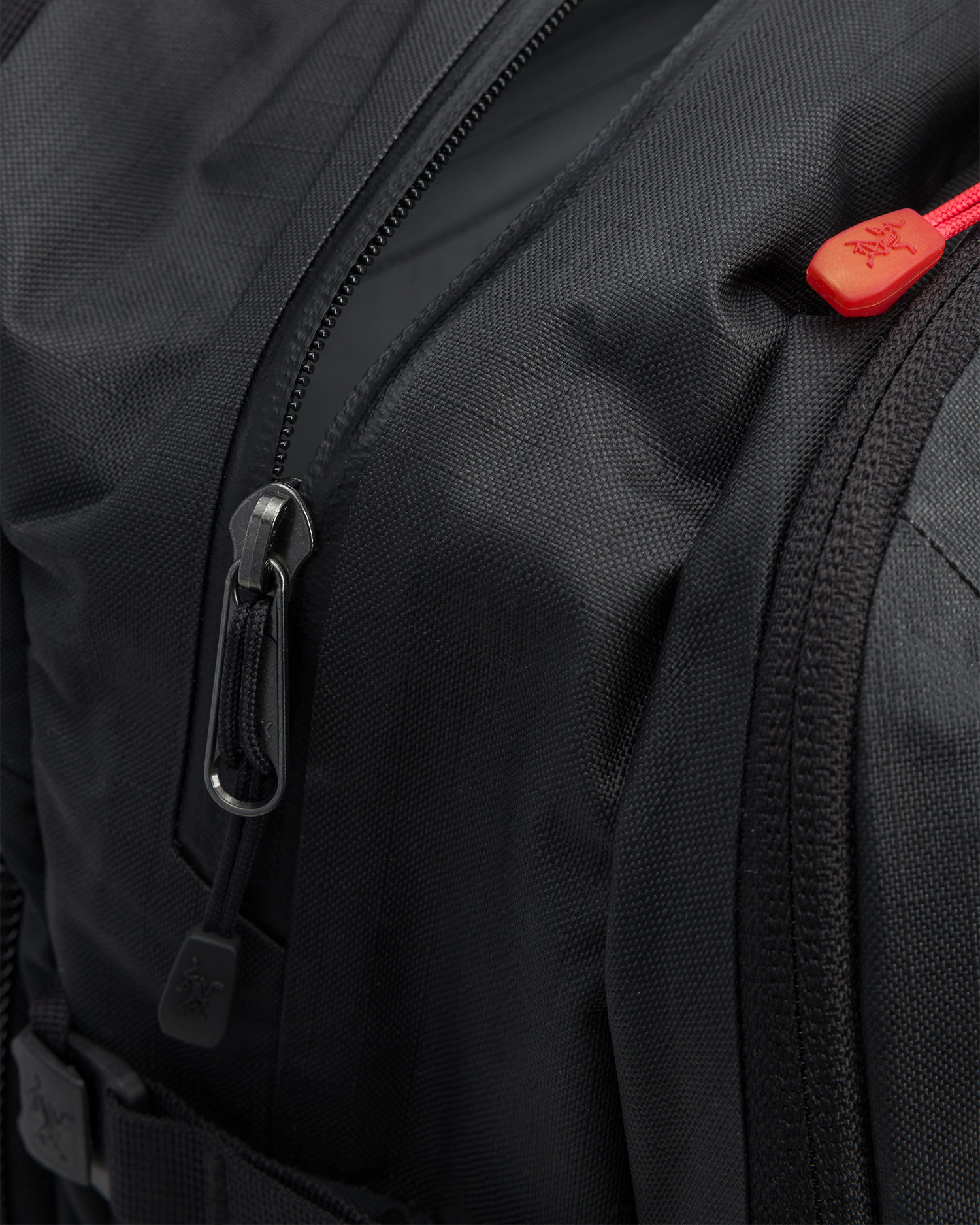 Batoh freeride Arcteryx Quintic 28 batoh čierny