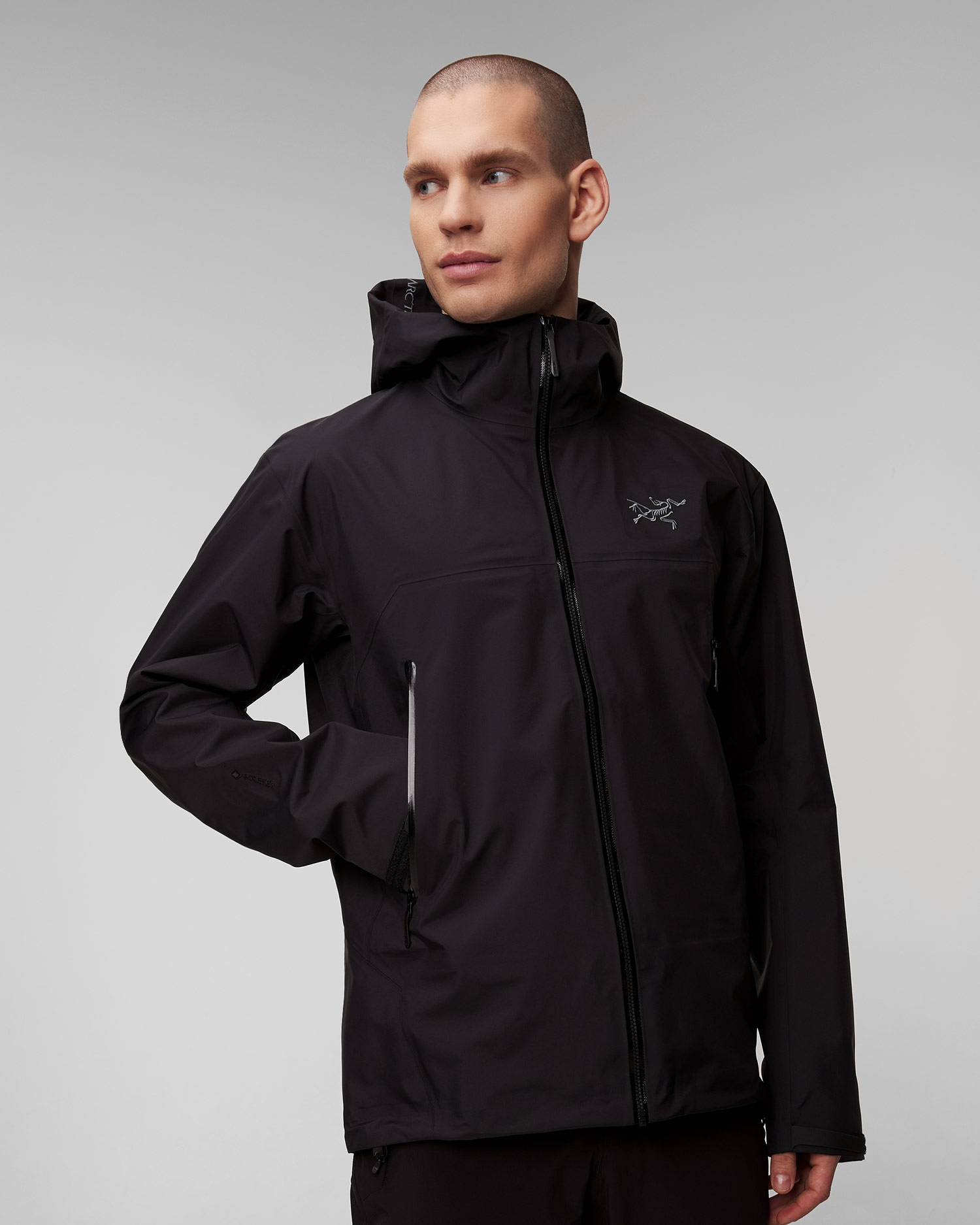 Czarna kurtka hardshellowa męska Arcteryx Beta Jacket M