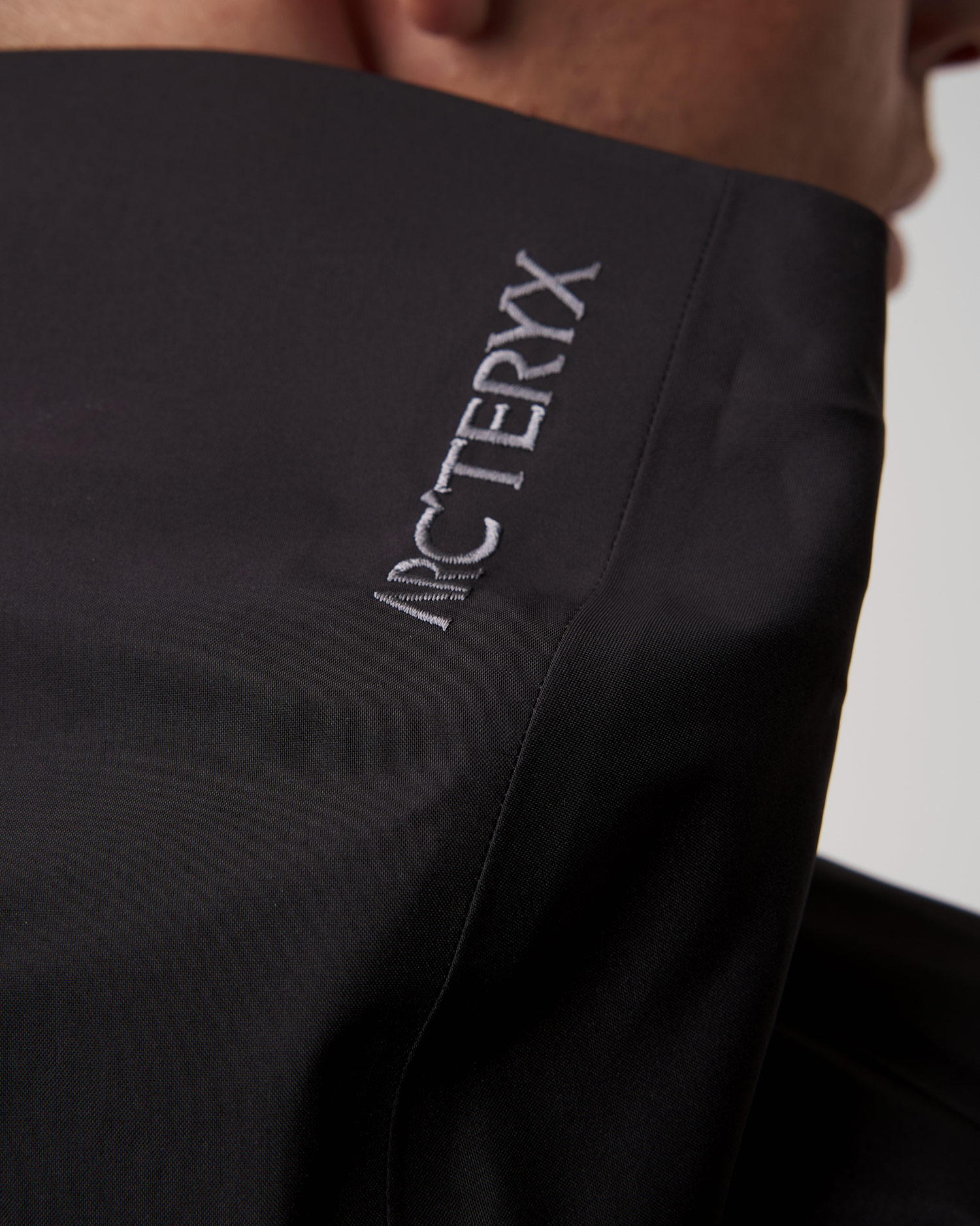 Arcteryx Beta Jacket M Hardshelljacke für Herren in Schwarz