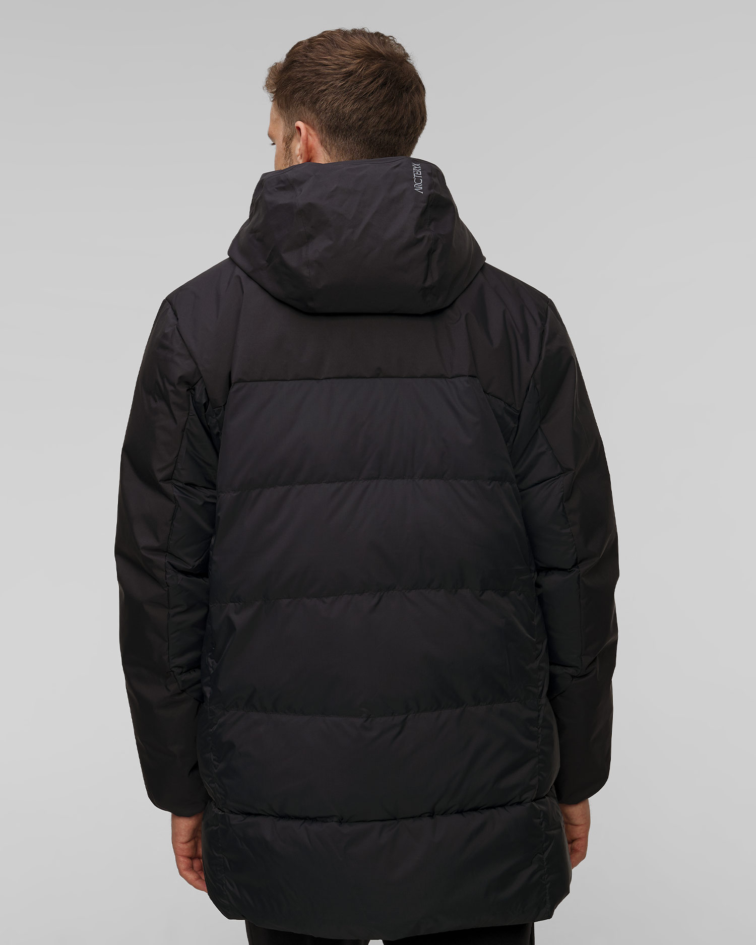 Parka isolée noire pour hommes Arcteryx Thorium Sv Parka 