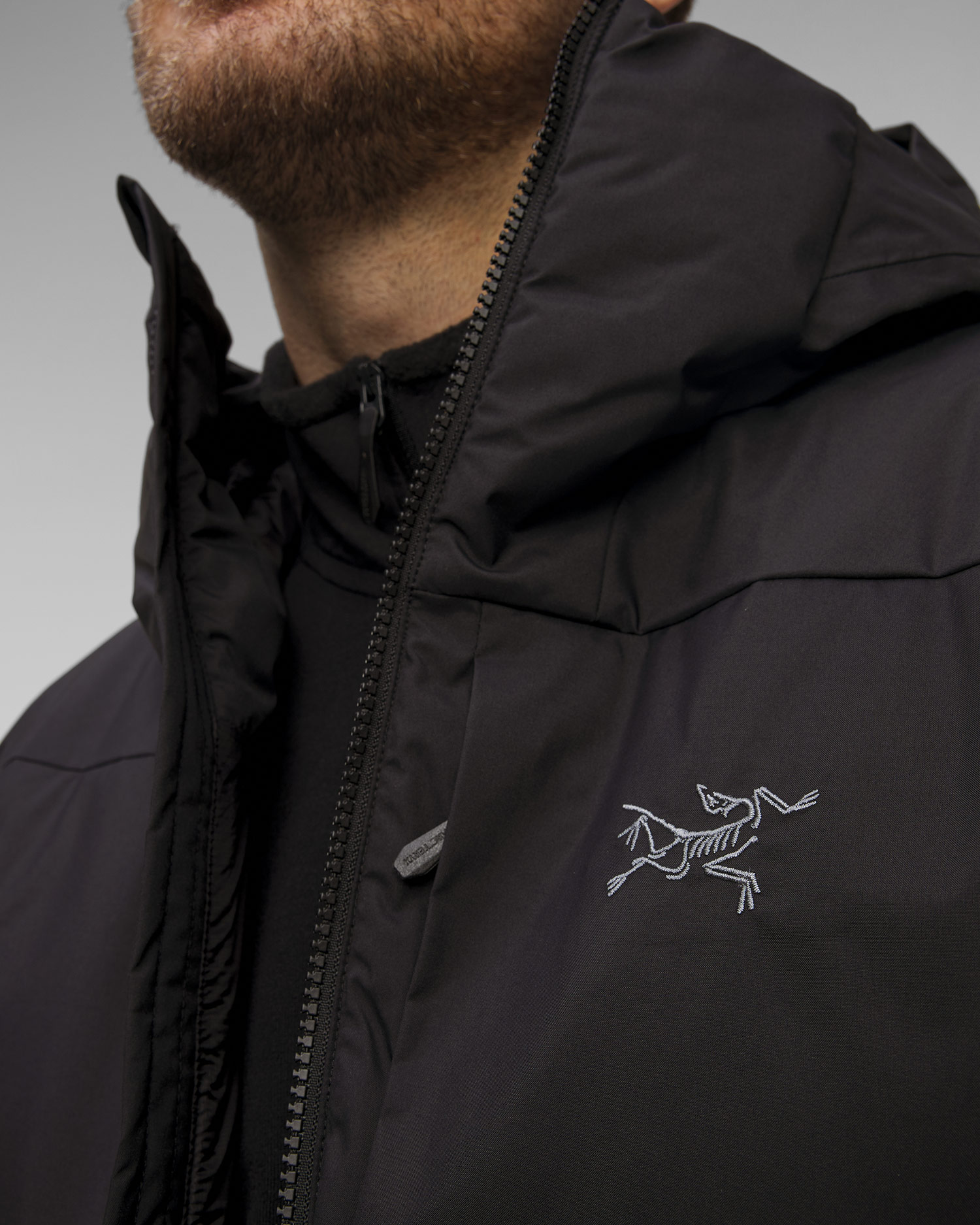 Pánska zateplená bunda Arcteryx Thorium Sv Parka čierna