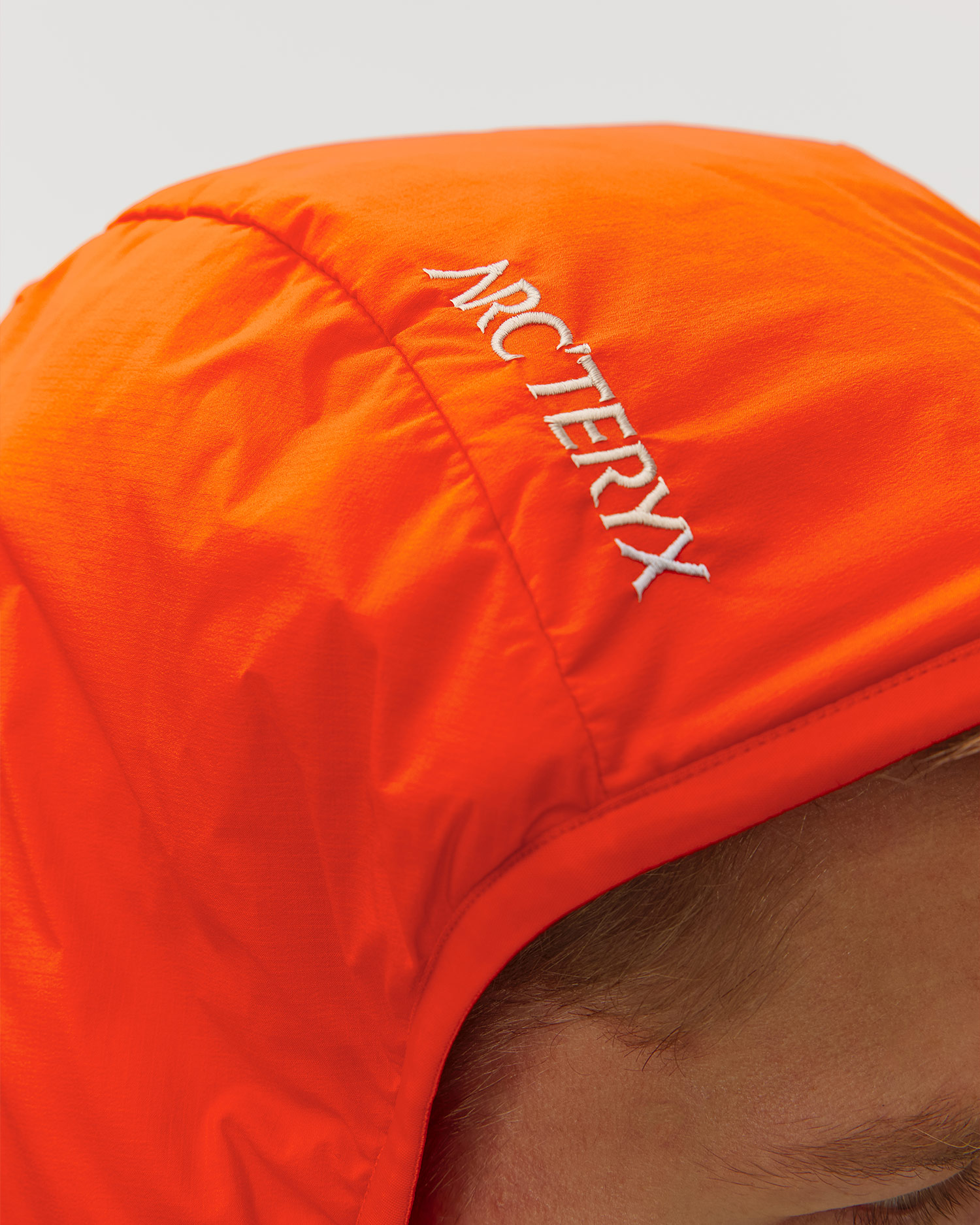 Men's jacket Arcteryx Atom Hoody red