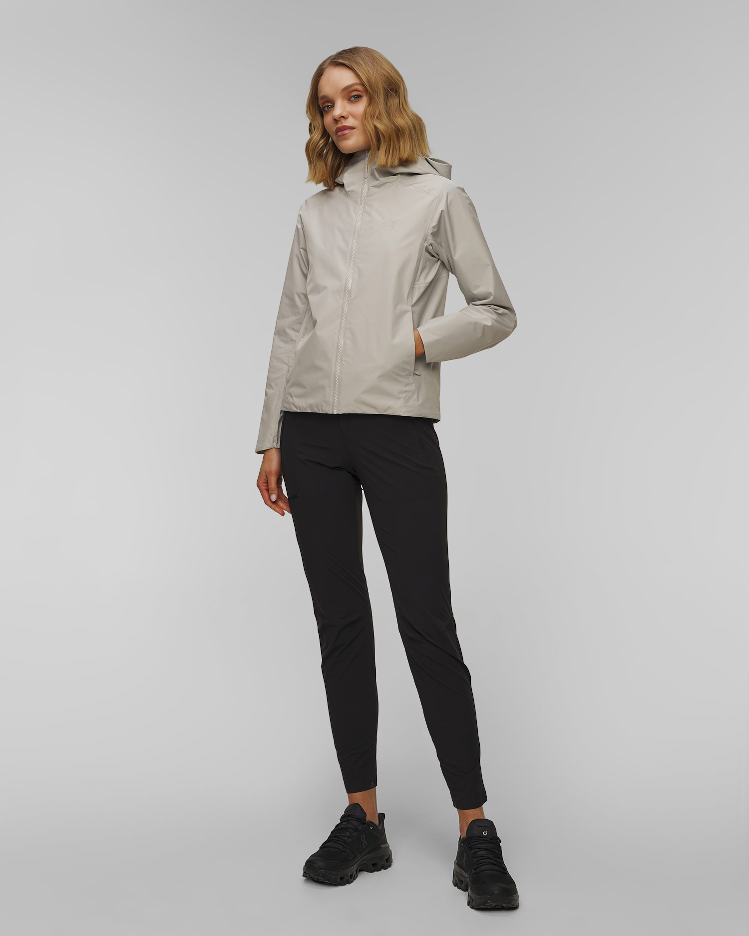 Giacca softshell da donna Arcteryx Solano Hoody W grigia