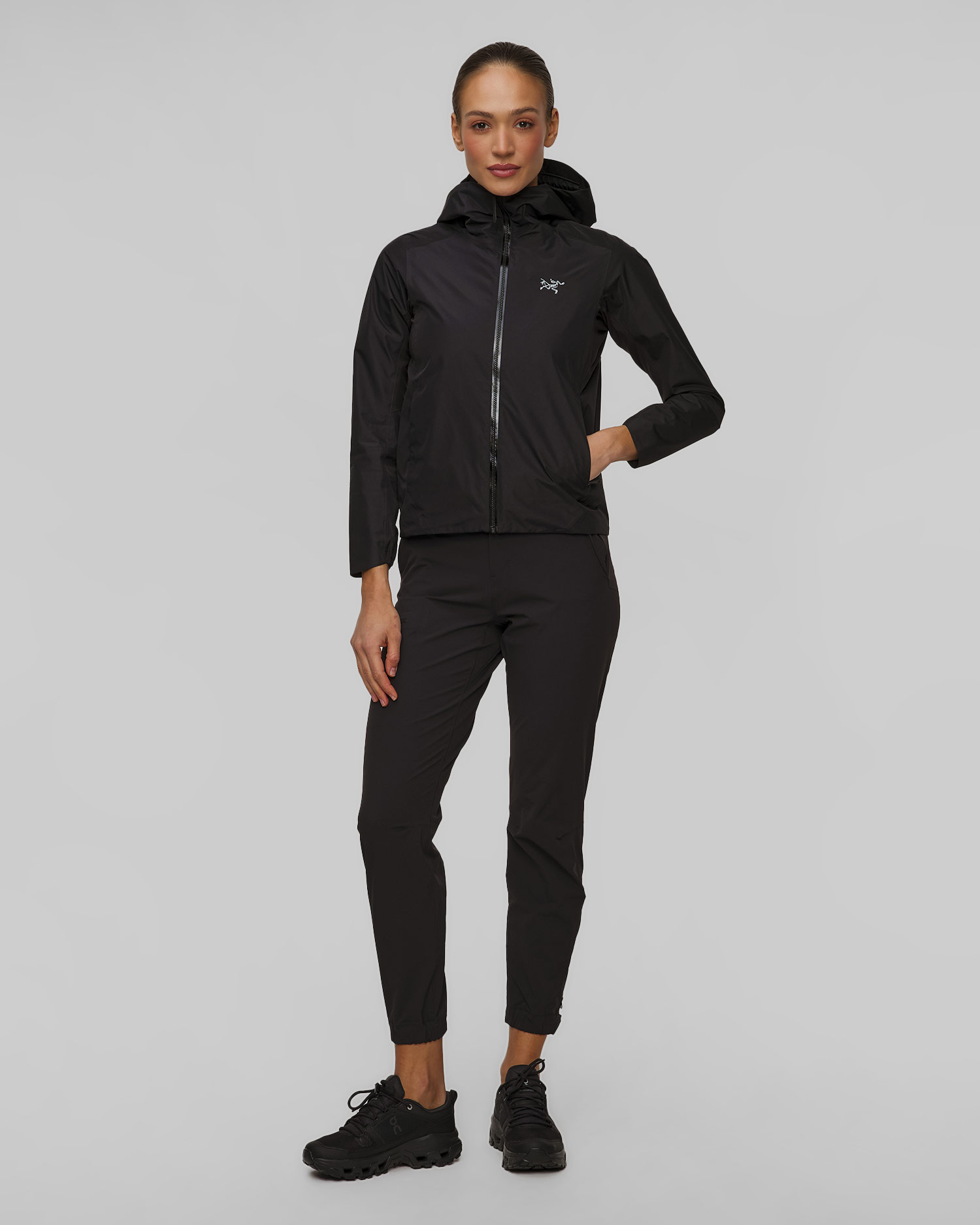 Women's softshell jacket Arcteryx Solano Hoody In black