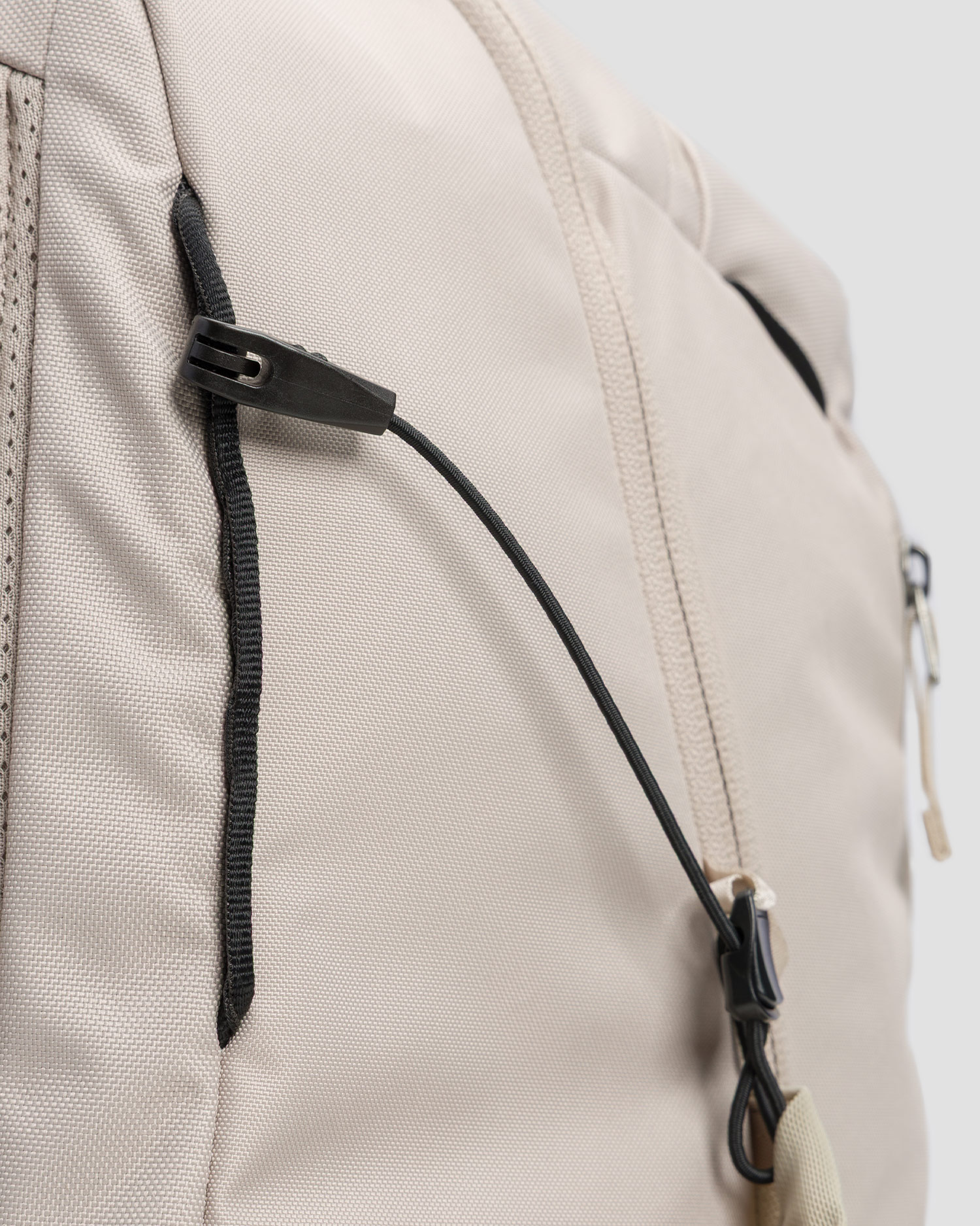 Batoh Arcteryx Mantis 26 béžový