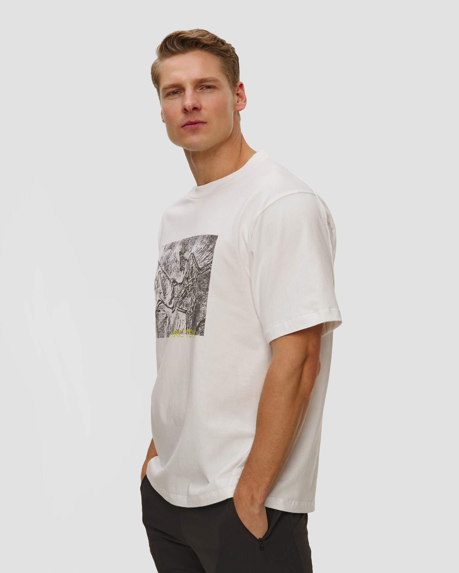 Arcteryx Kragg Cotton Lithographica Shirt SS Herren-T-Shirt in Weiß